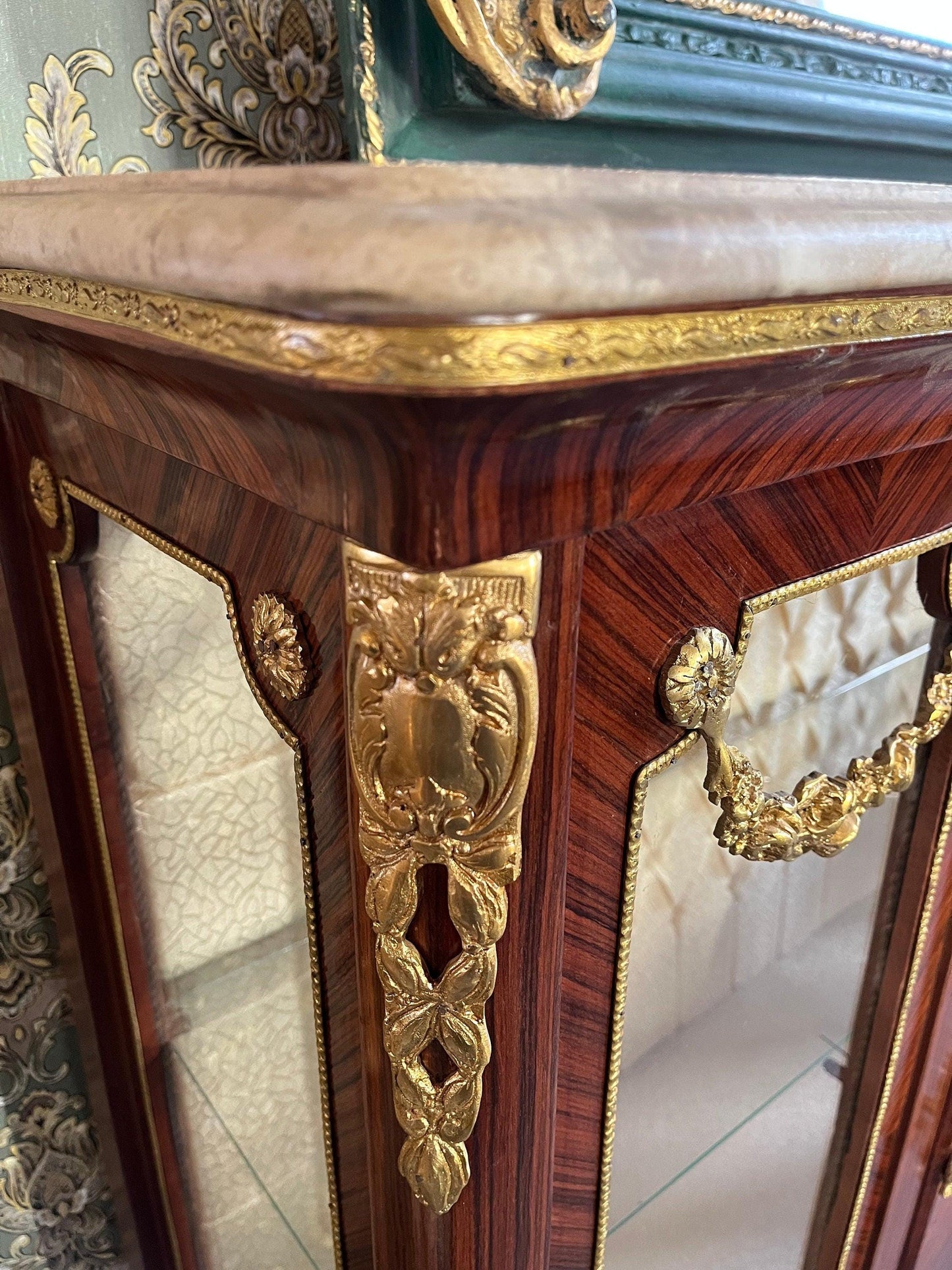 Showcase Wood Marble Brass Home Decor French Baroque Style Marble Top Wood Showcase French Louis XV Style Showcase Antique Style for Home