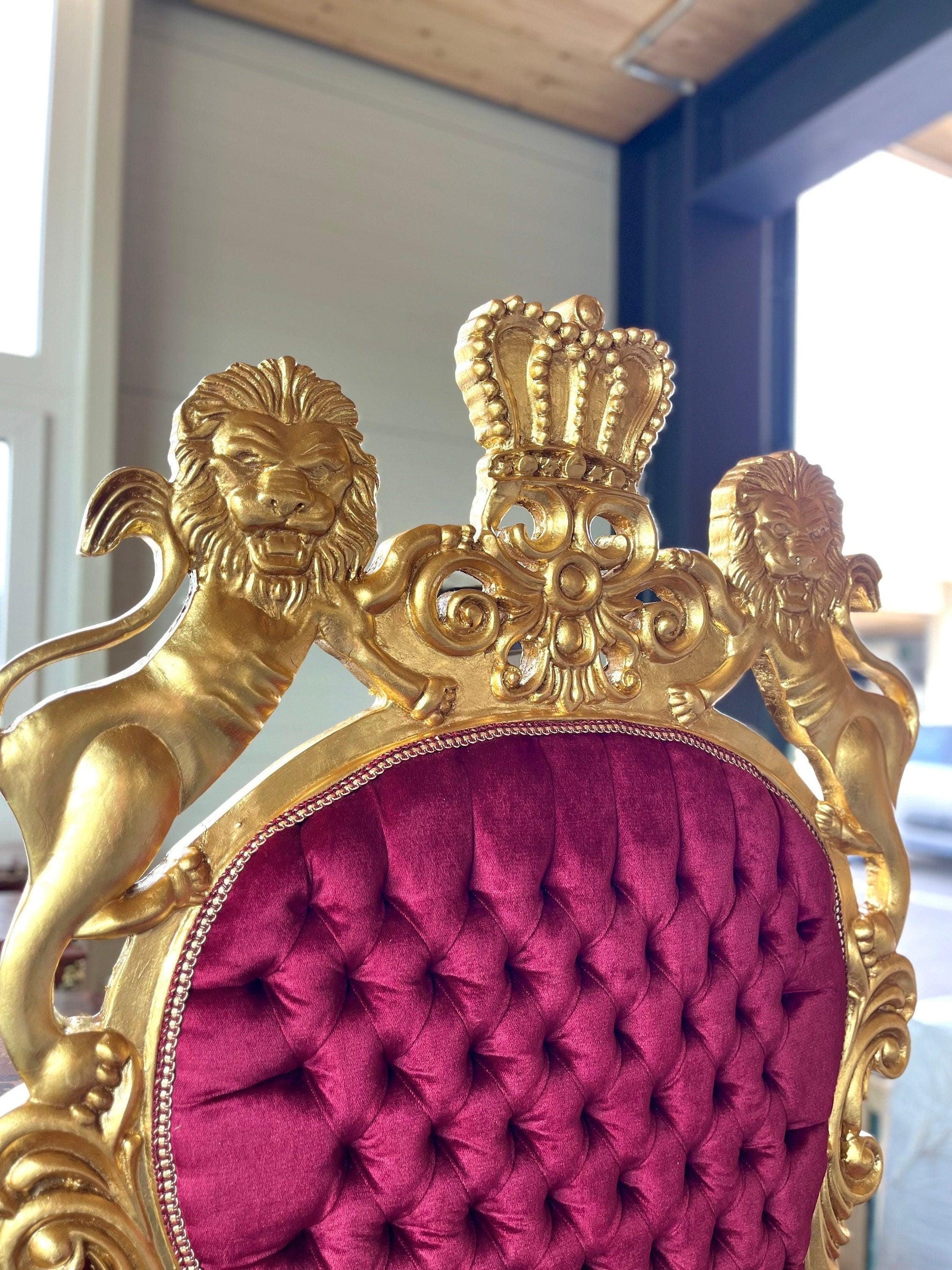Huge Armchair Gold Crown Lion King Throne Velvet Red Baroque Style King Chair in Gold Finish fir Xmas Party Event Dècor- LIMITED EDITION