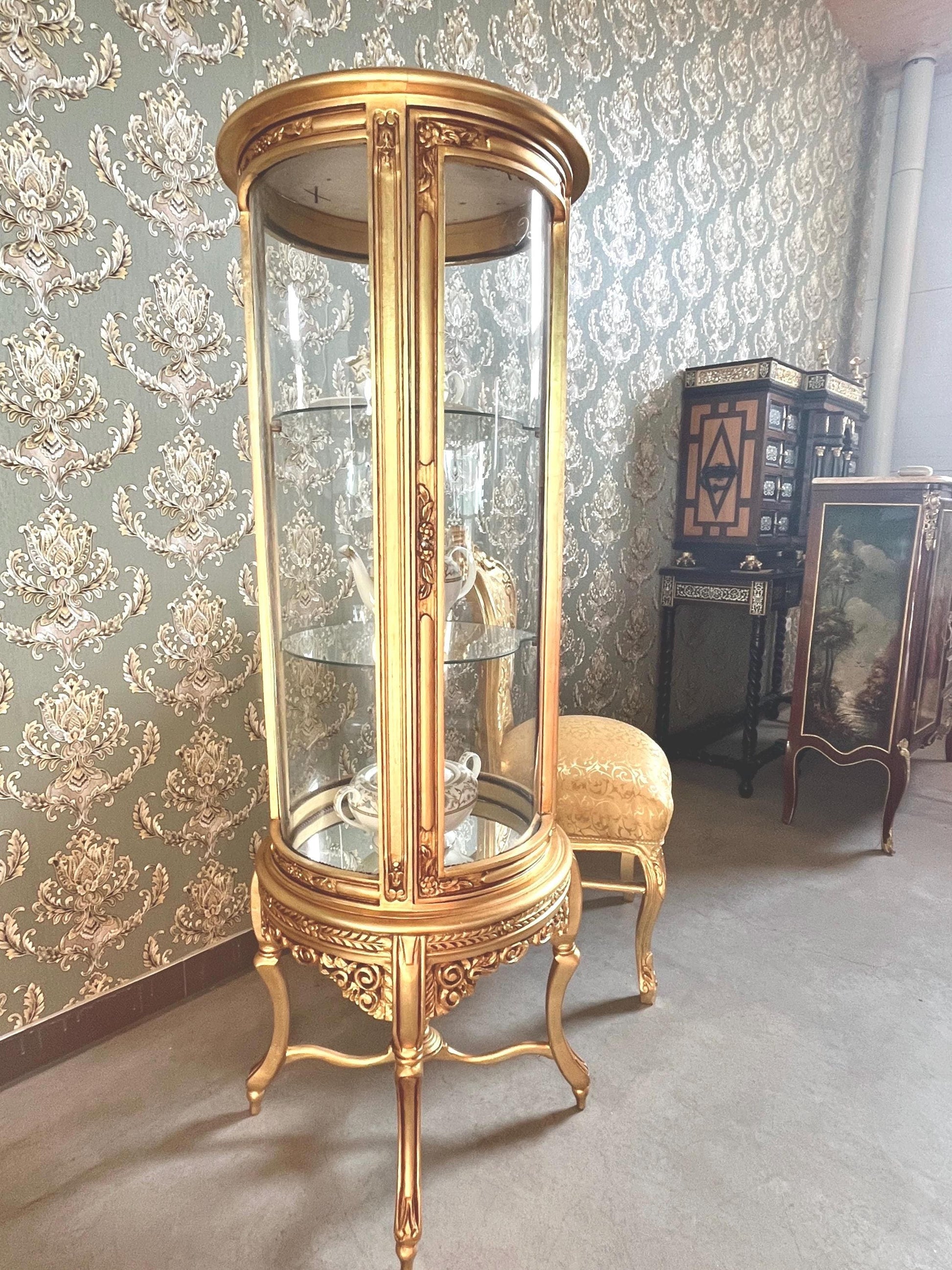 Display Cabinet French Louis Antique Style Glass Showcase Retro Baroque Style Wooden Cabinet in Gold Finish for Home Decor