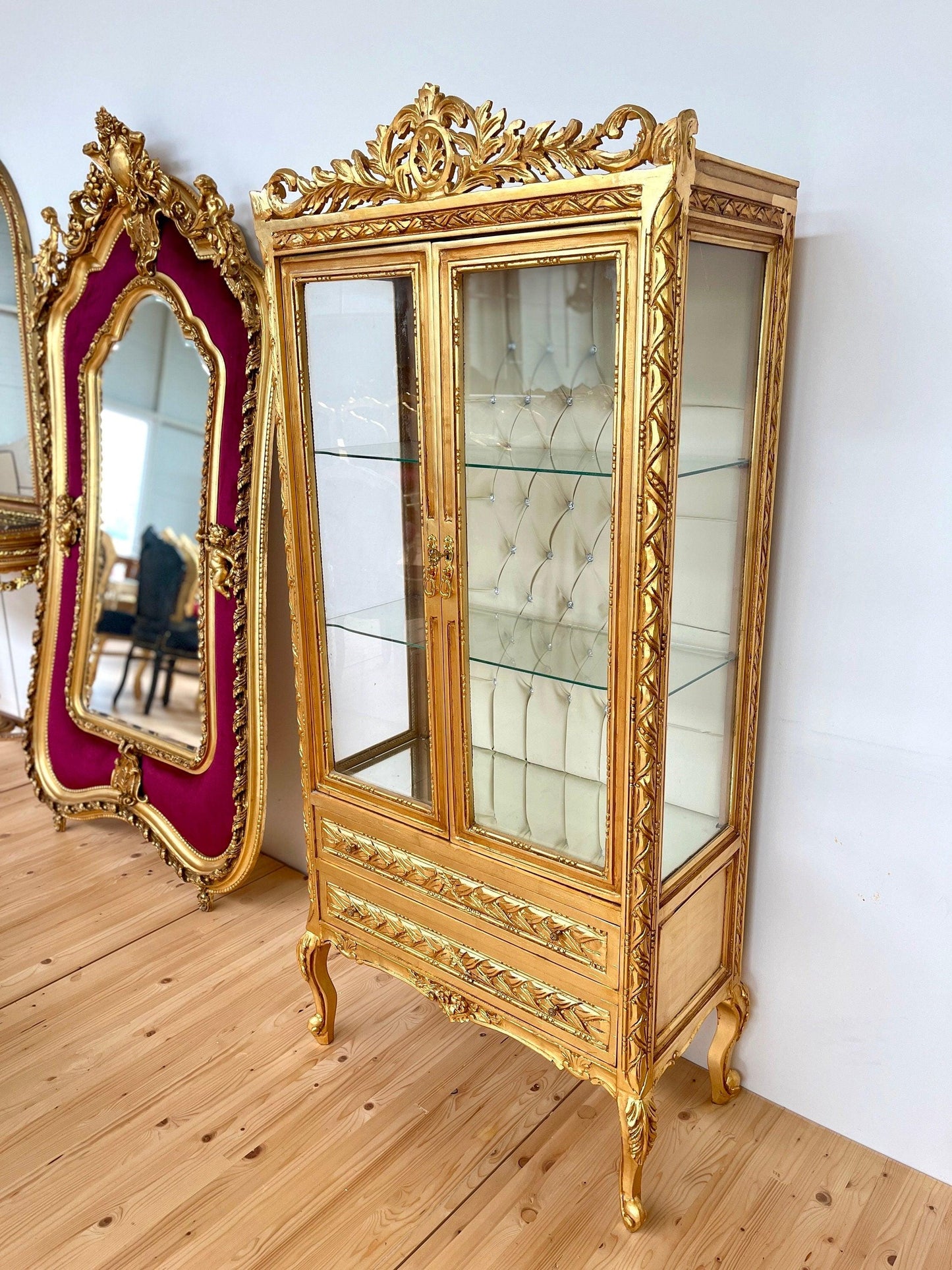 Display Cabinet Wooden French Louis XV Style Showcase Antique Baroque Style Reproduction in Gold Finish