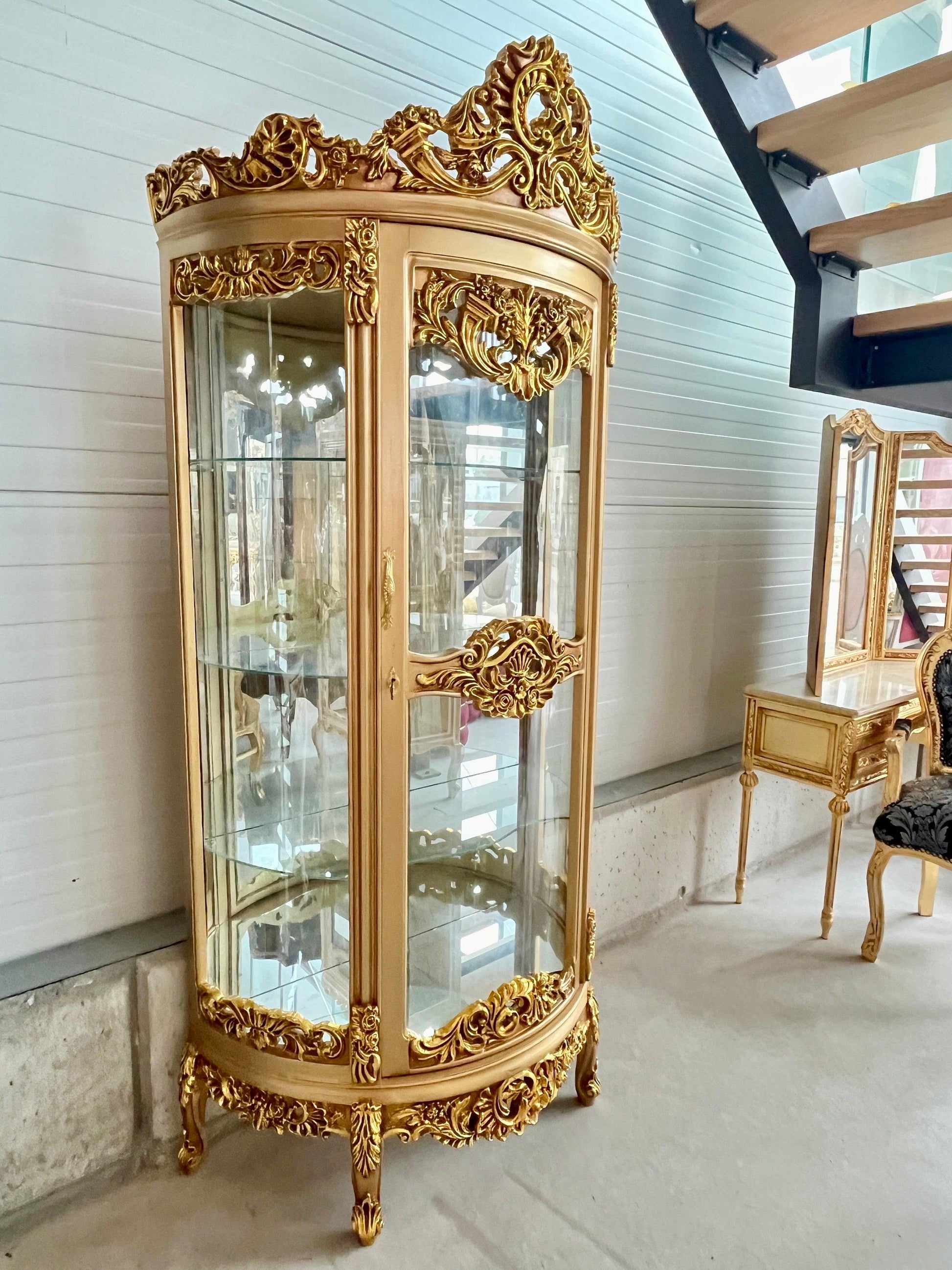 Showcase Royal Château De Versailles Style Display Cabinet French Baroque Style Glass Showcase in Gold Finish for Hotel Decor or Home Decor