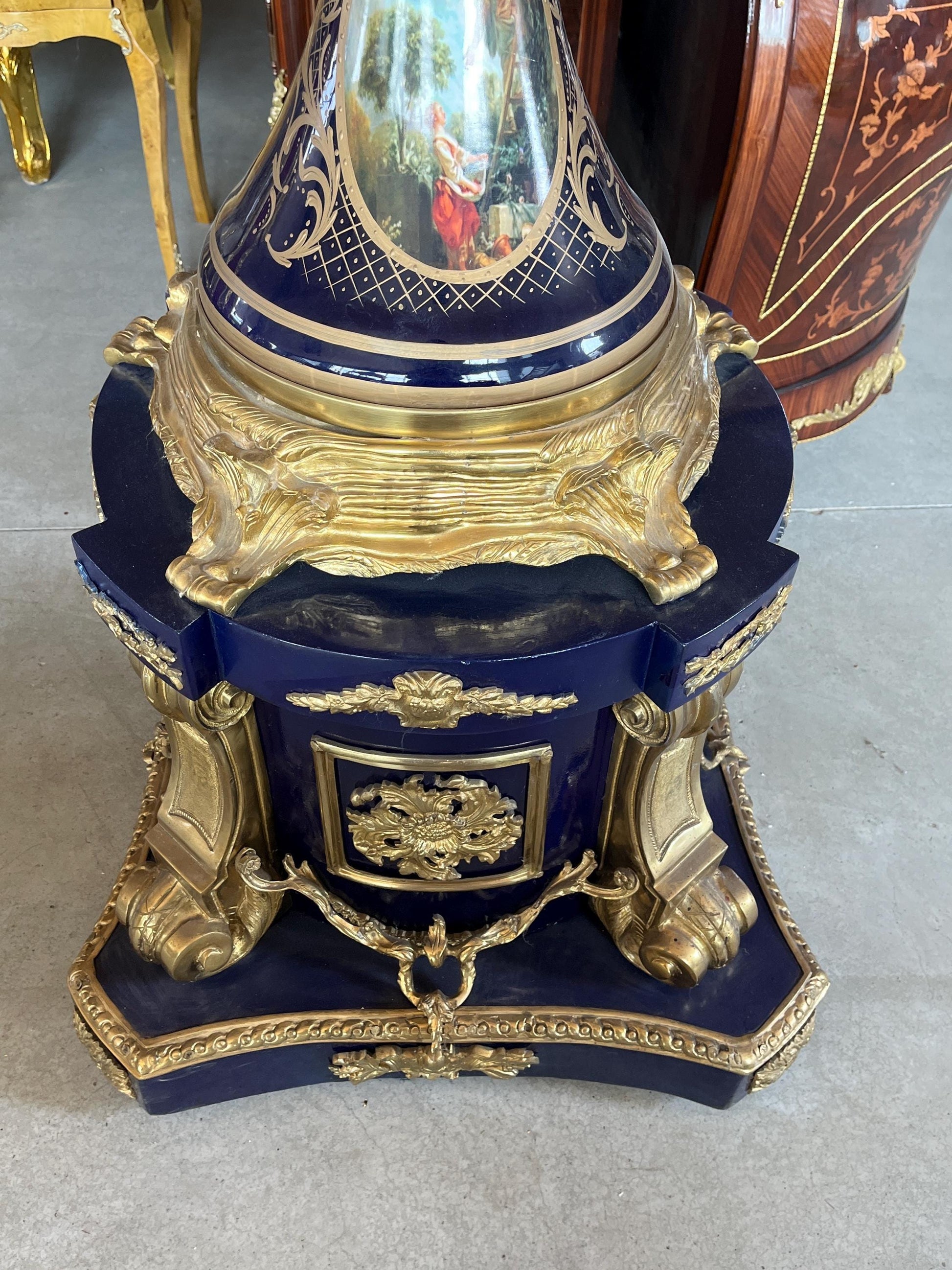 Huge Porcelain Vase Ormolu Mounted Sèvres Style Reproduction Giant Blue Porcelain Vase Stand for Commercial Display for Hotel Decoration