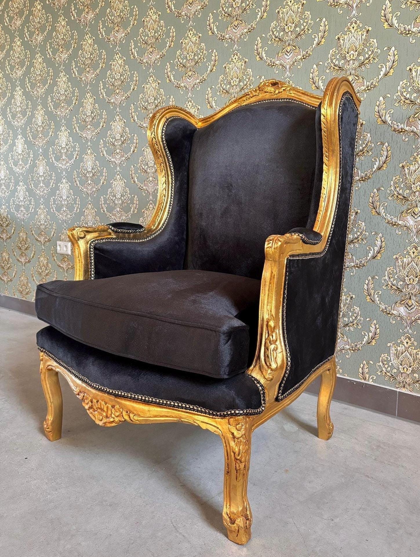 Accent Armchair Retro Baroque Rococo Style Black Velvet Chair in Gold Finish For Holiday Decor