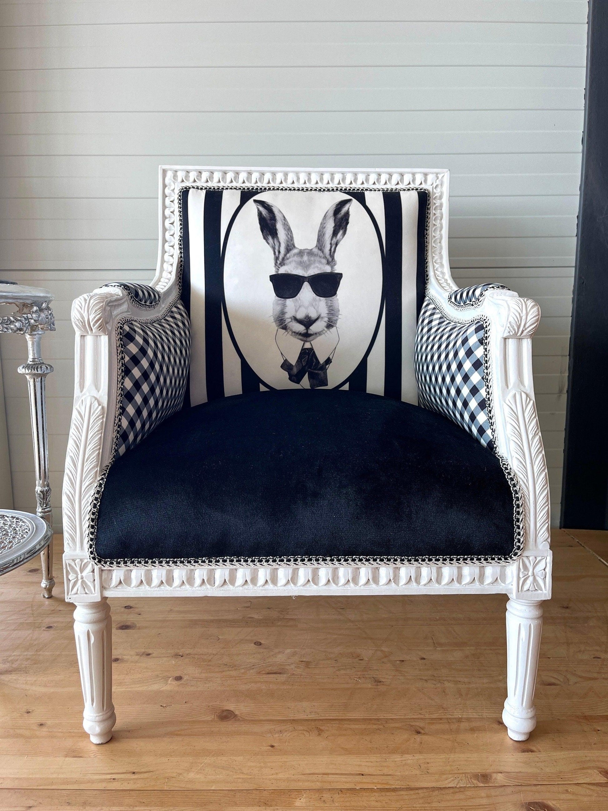 Armchair Classic Baroque Style in Black & White Velvet Cool Rabbit Print Square Armchair for Birthday Party Special Event Commercial Decò