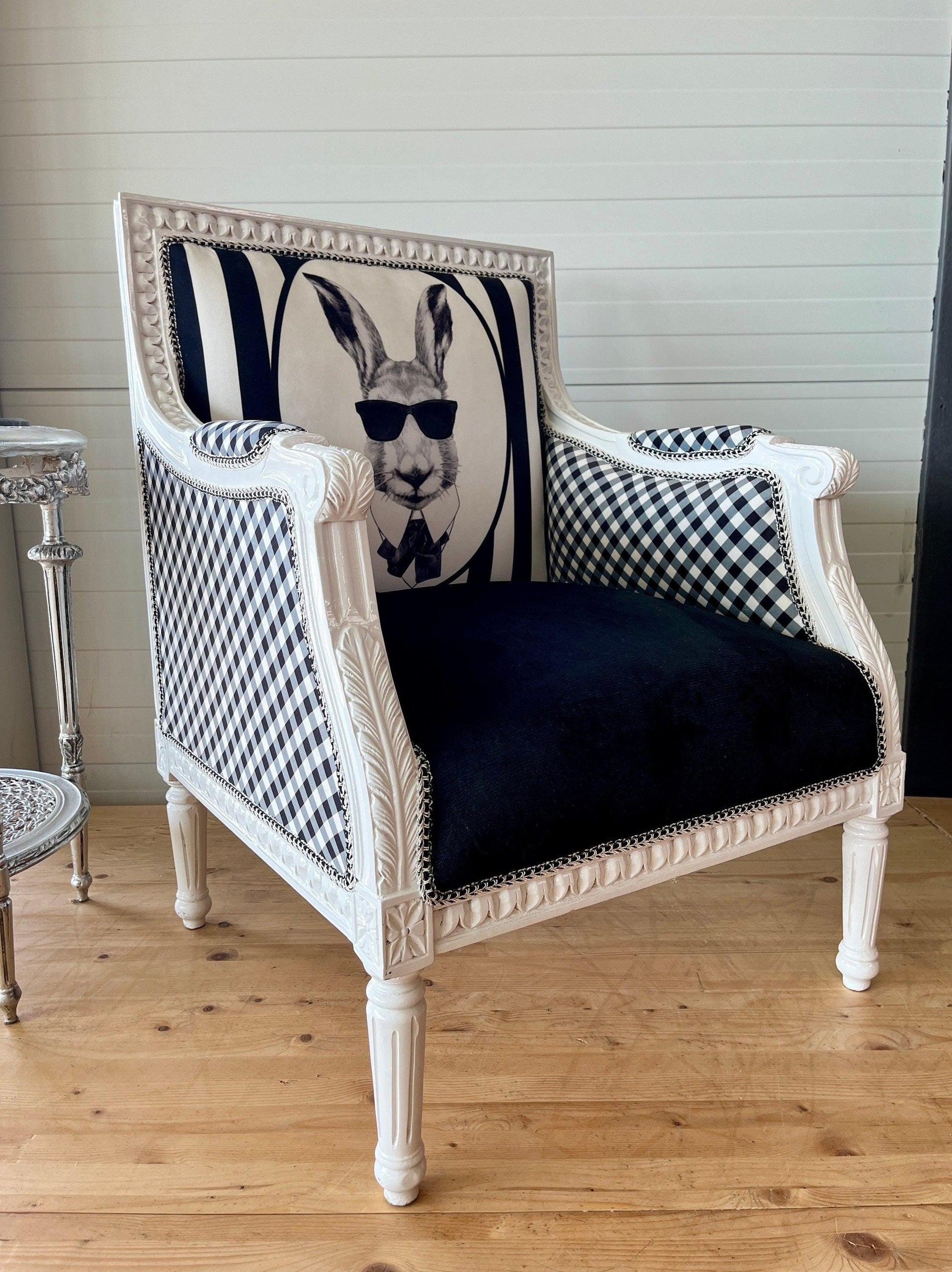 Armchair Classic Baroque Style in Black & White Velvet Cool Rabbit Print Square Armchair for Birthday Party Special Event Commercial Decò