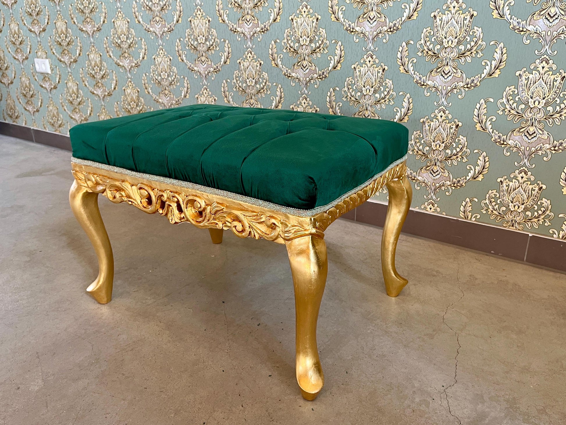 Small Bench Retro Baroque Rococo Style Ottoman in Xmas Green Velvet Gold Finish for Furniture Home Gift Xmas Gift for Home Decor