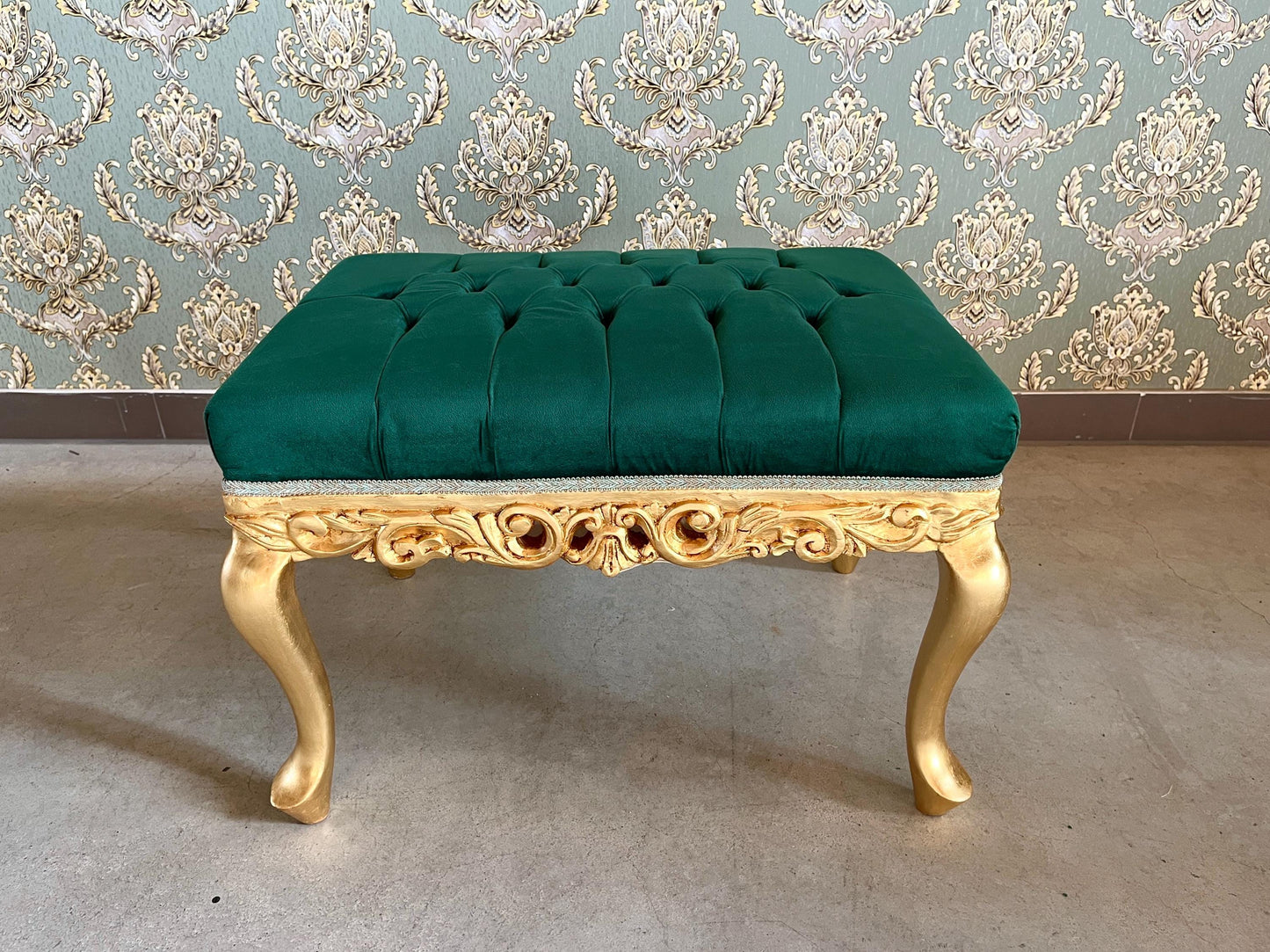 Small Bench Retro Baroque Rococo Style Ottoman in Xmas Green Velvet Gold Finish for Furniture Home Gift Xmas Gift for Home Decor