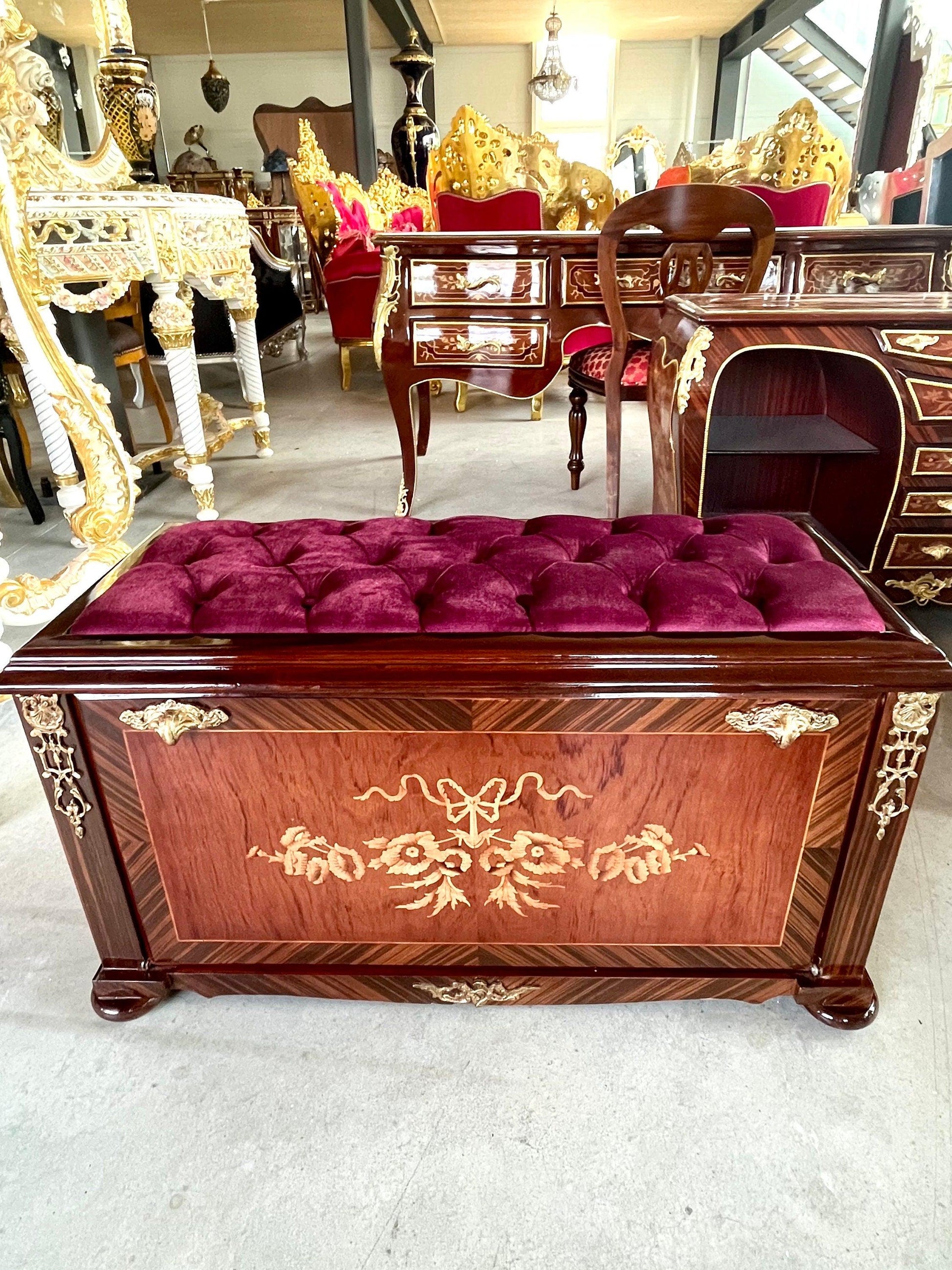 Barocker Schuhschrank im Antik-Stil - handgefertigt/ Shoe Cabinet French Baroque Seated Cabinet Red Velvet Seated Shoe Side Board Home Decor