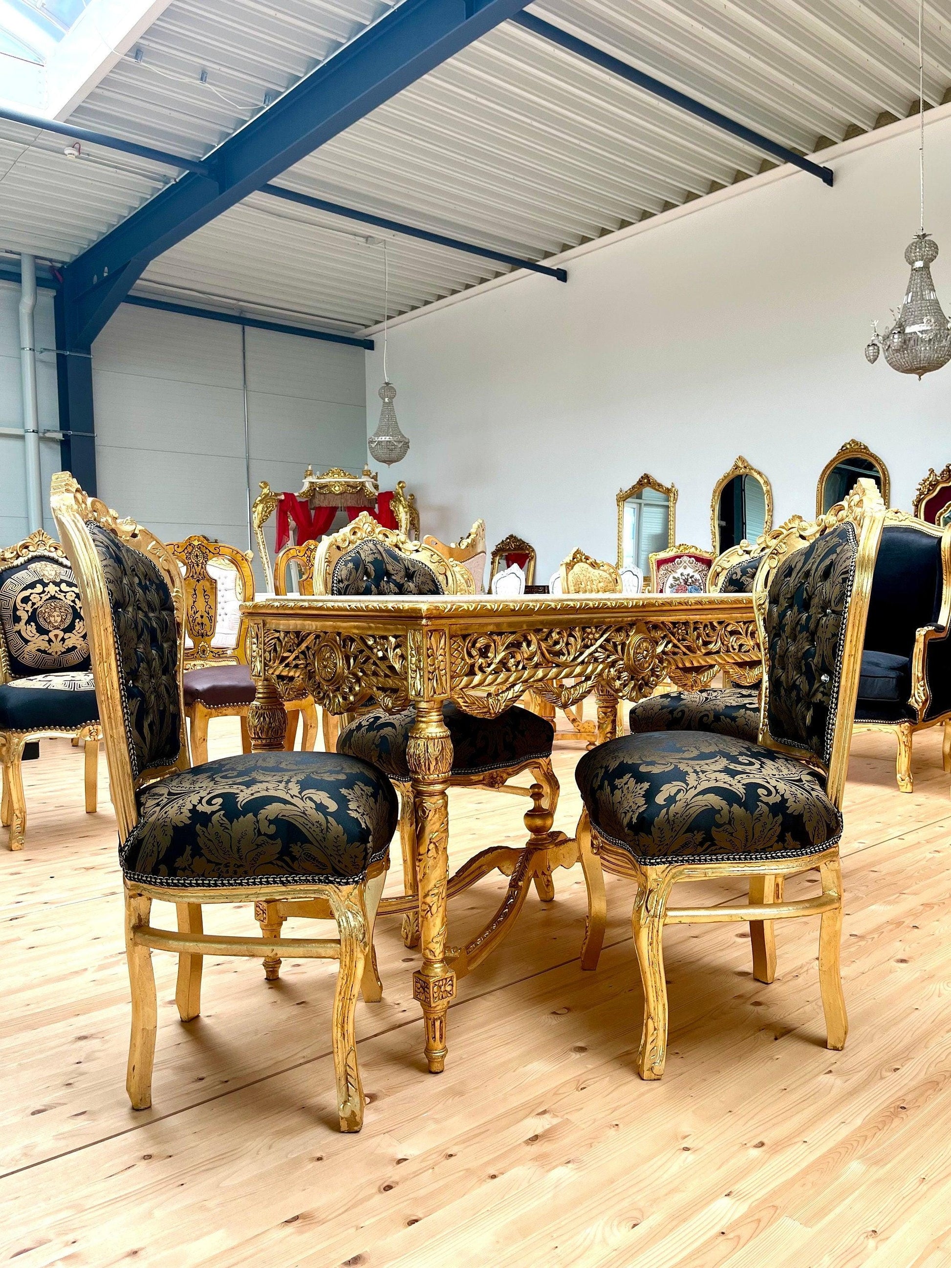Esszimmerstuhl- und Tischset im französischen Barock-Rokoko-Stil / French Baroque Rococo Style Dining Chair Table Set