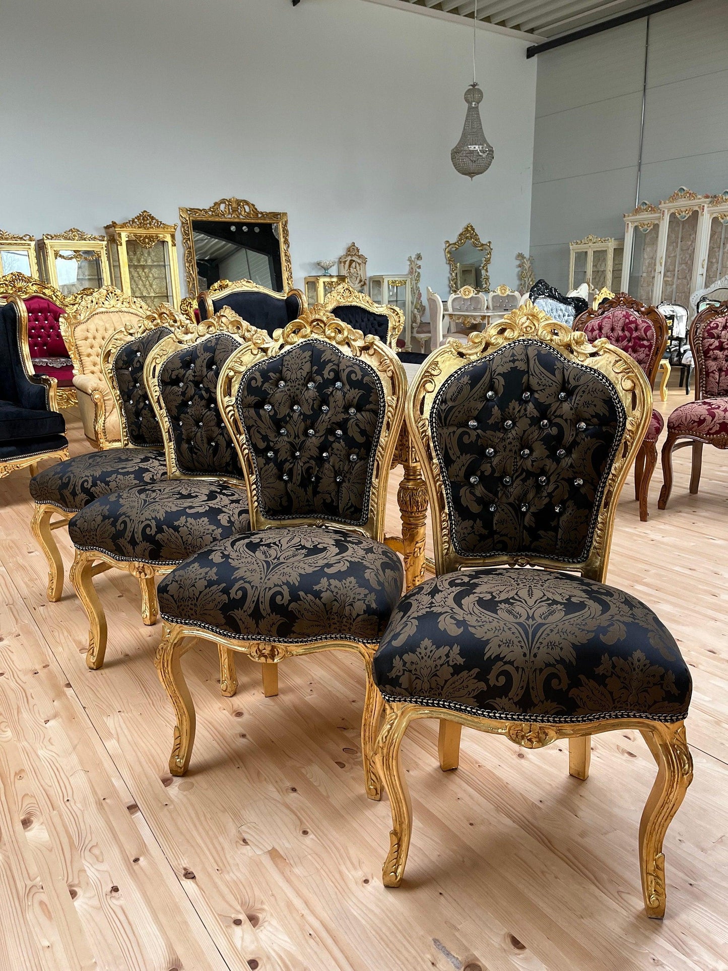 Esszimmerstuhl- und Tischset im französischen Barock-Rokoko-Stil / French Baroque Rococo Style Dining Chair Table Set