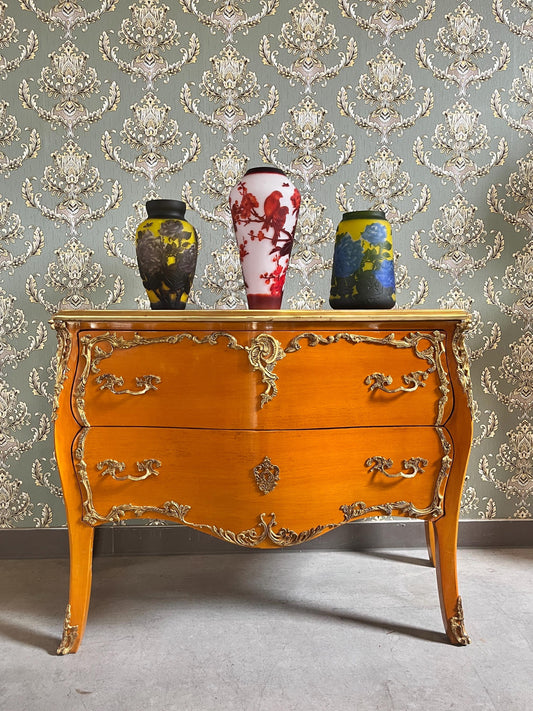 Chest of Drawer Louis XV Dresser in Wooden Brown Chest of Drawer Yellow Retro Baroque Style with Brass Ornaments for Stylish Bedroom Decor