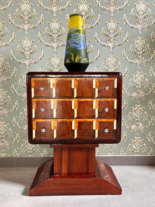 Art Deco Chest of Drawers: Retro Baroque Style Wooden End Table