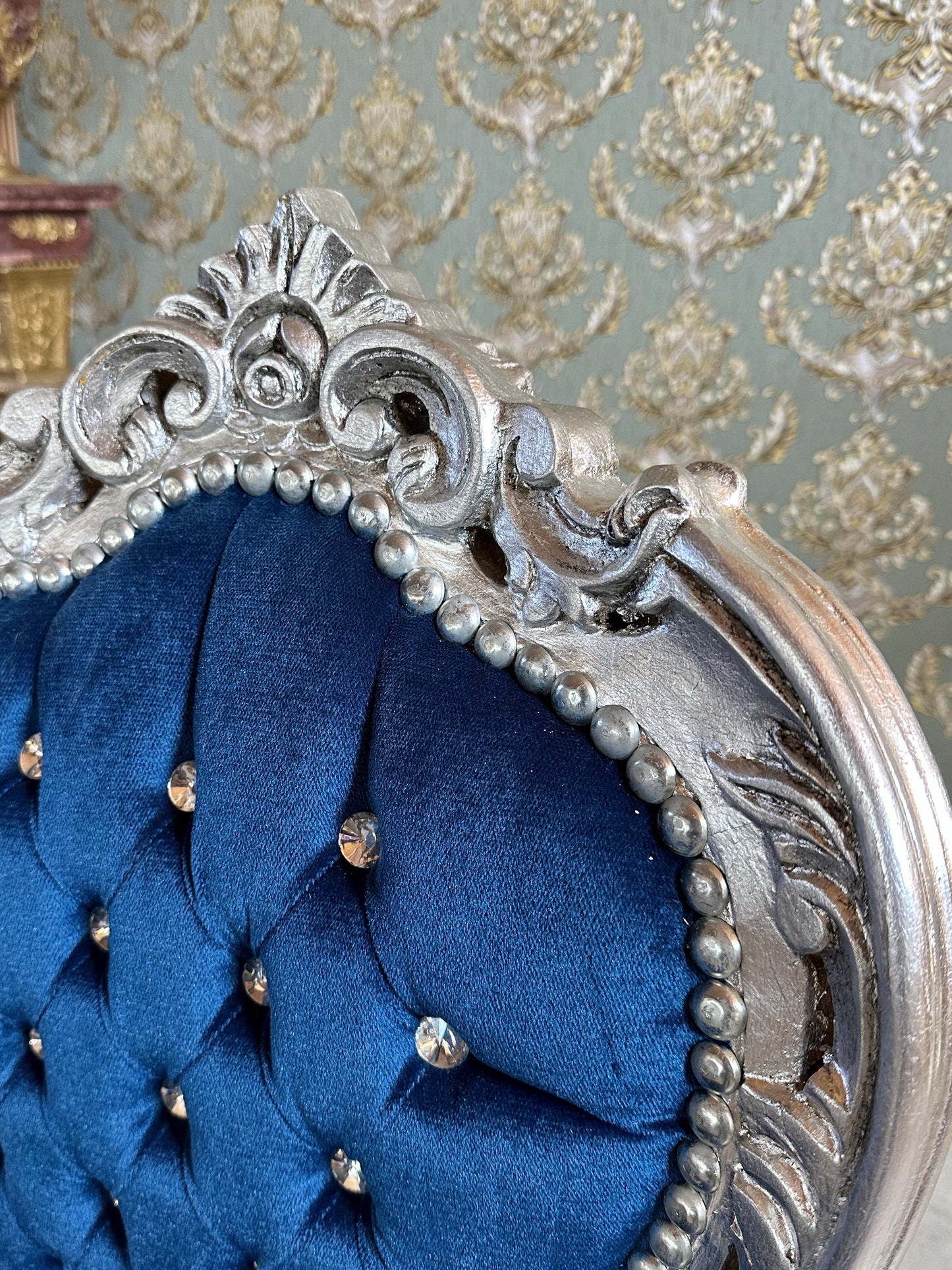 Accent Chair Blue Velvet French Baroque Antique Style Dining Chair Velvet Purple in Silver Finish for Home Decor
