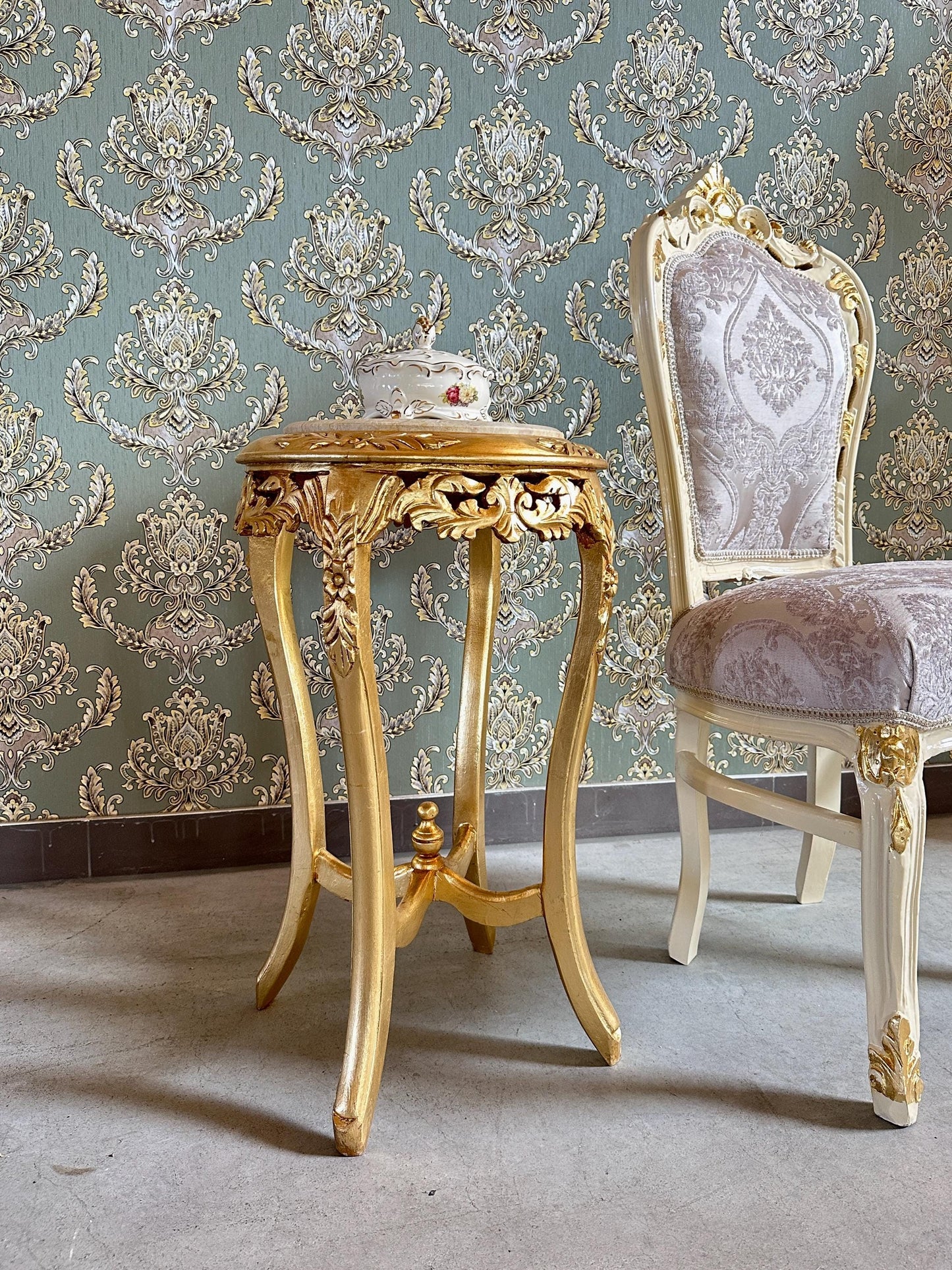 Baroque Rococo Style Marble Top End Table - Gold Finish