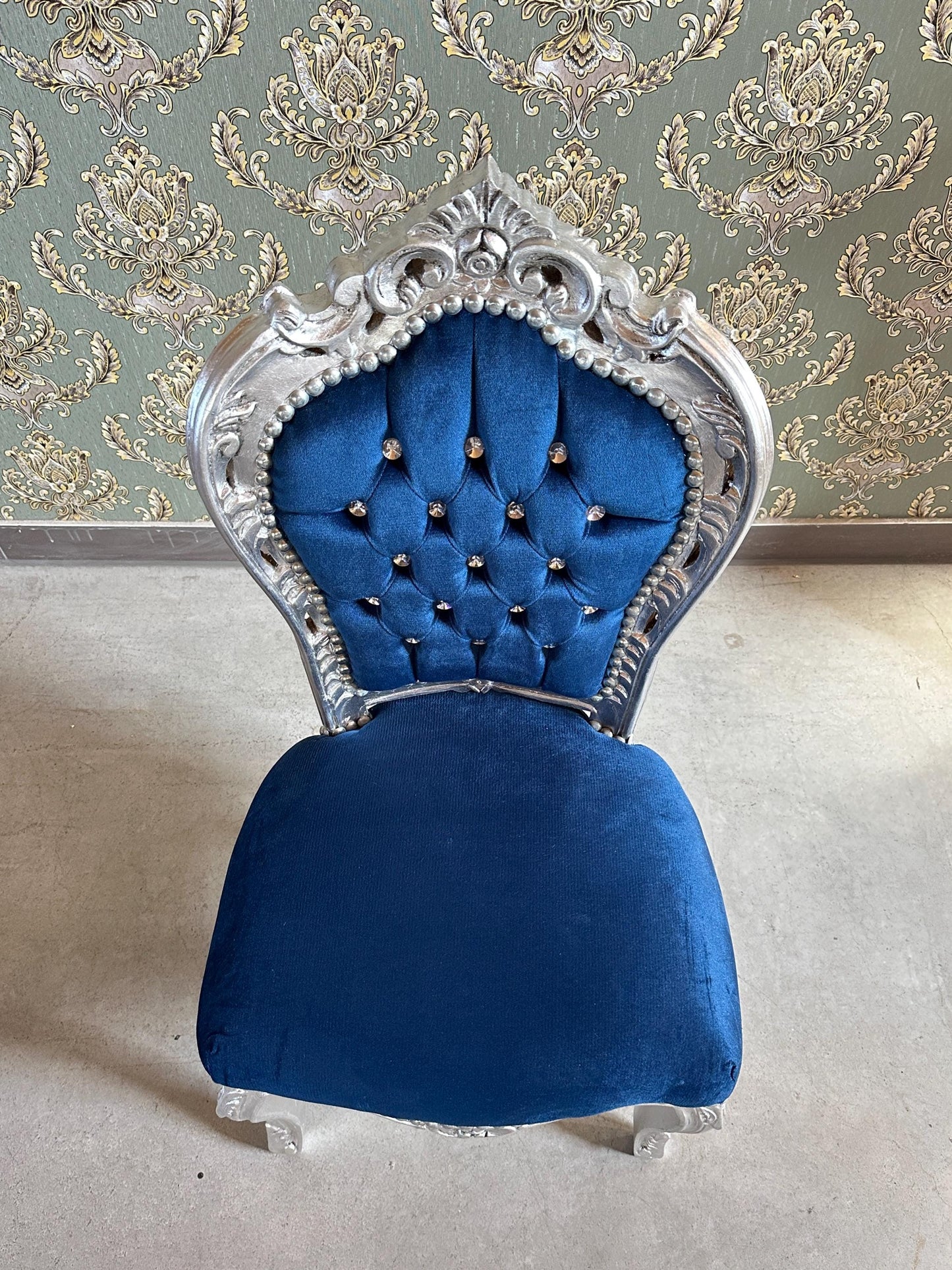 Accent Chair Blue Velvet French Baroque Antique Style Dining Chair Velvet Purple in Silver Finish for Home Decor