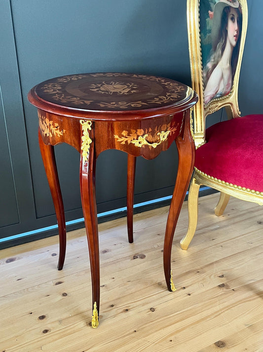Side Table French Antique Style Wooden Brown Coffee Table Retro Baroque Style Round Table for Home Decor