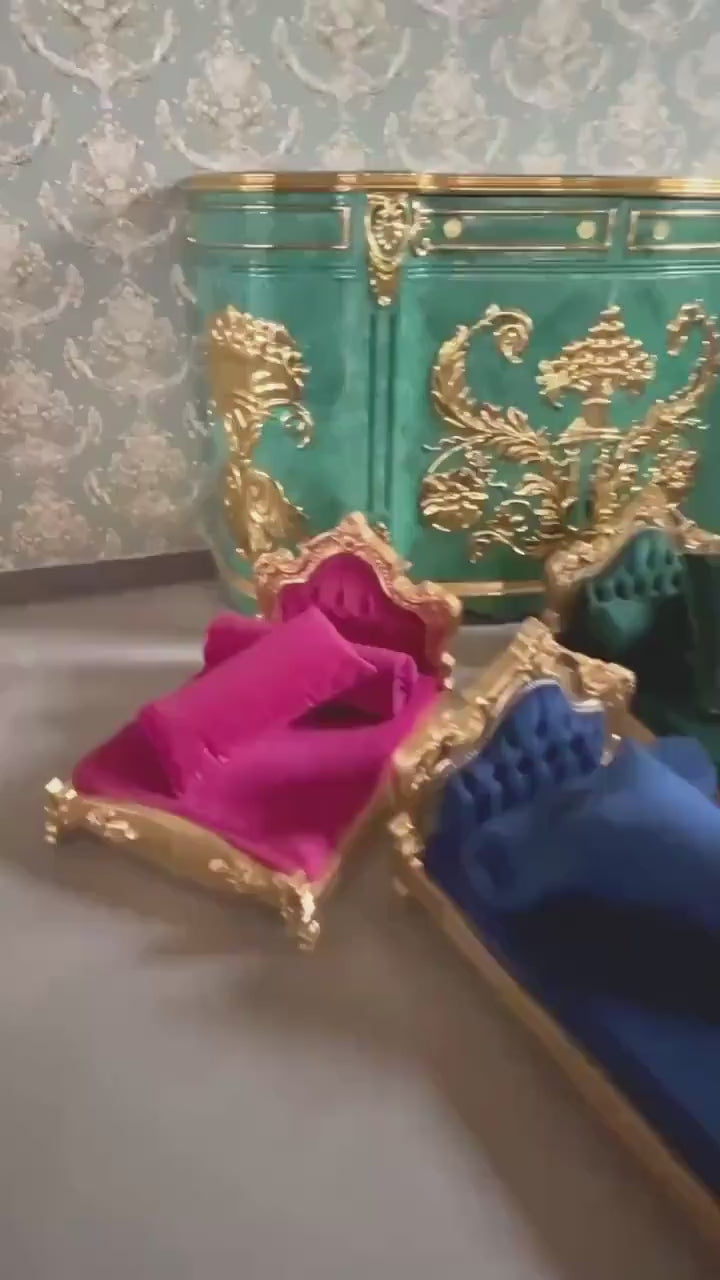 Baroque Pet Sofa: Handmade Velvet Dog/Cat Bed, Gold Finish