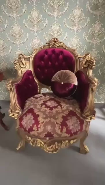 Armchair Antique Baroque Style in Bordeaux Red Damask Lounge Chair in Gold Finish Retro Royal Style Armchair for Hotel Lobby or Lounge Room