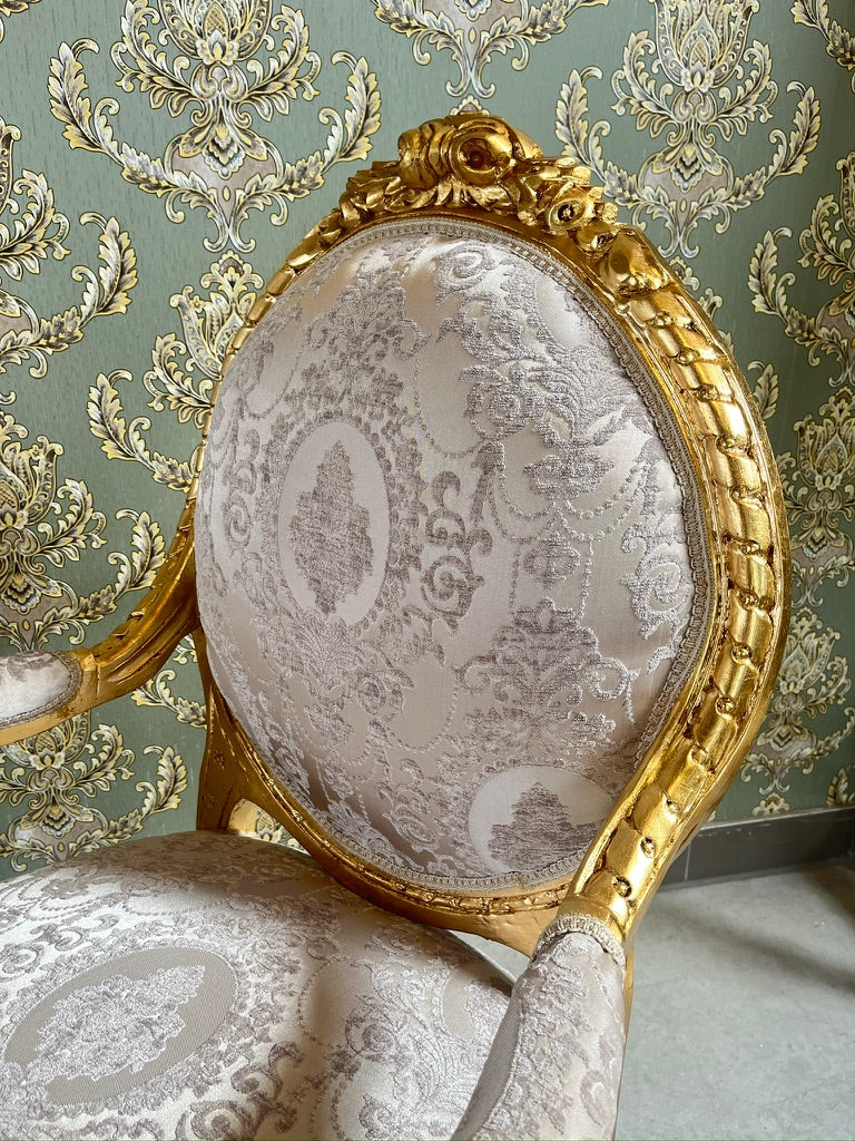 Rococo Armchair & Marble Top Table Set in Beige Floral Baroque Lounge Furniture
