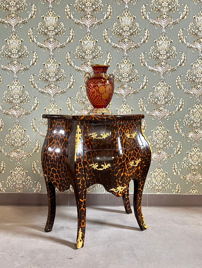 Comodino con stampa leopardata: tavolino da letto in stile francese Luigi
