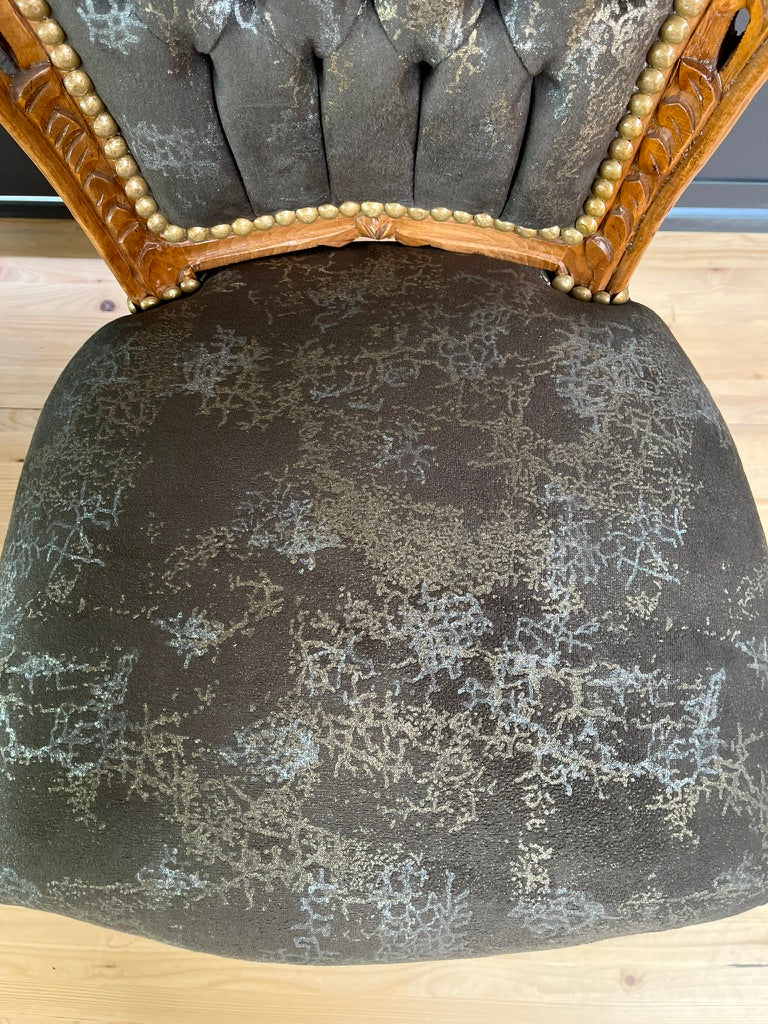 French Louis XV Baroque accent chair with midnight black velvet upholstery and handcrafted beech wood frame.