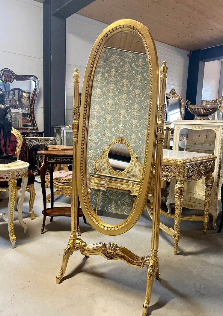 Specchio da terra elegante in stile barocco, specchio ovale in legno artigianale per la camera da letto