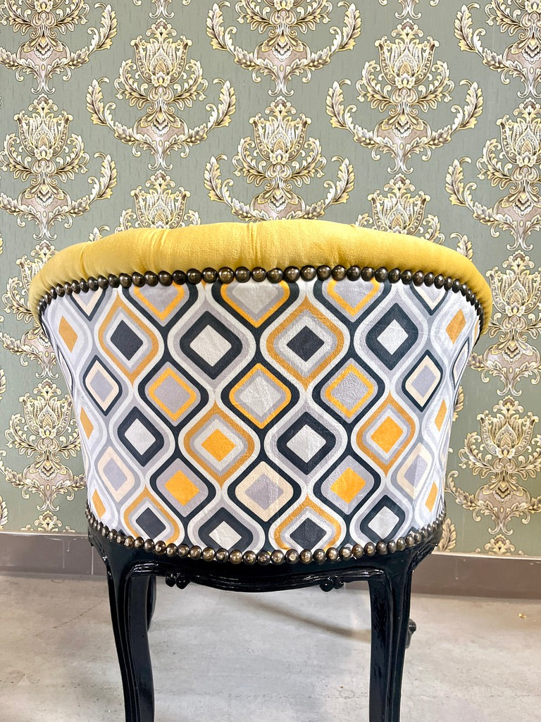French Bar Chair Vibrate Color Tufted Velvet Cocktail Armchair Glam Furniture