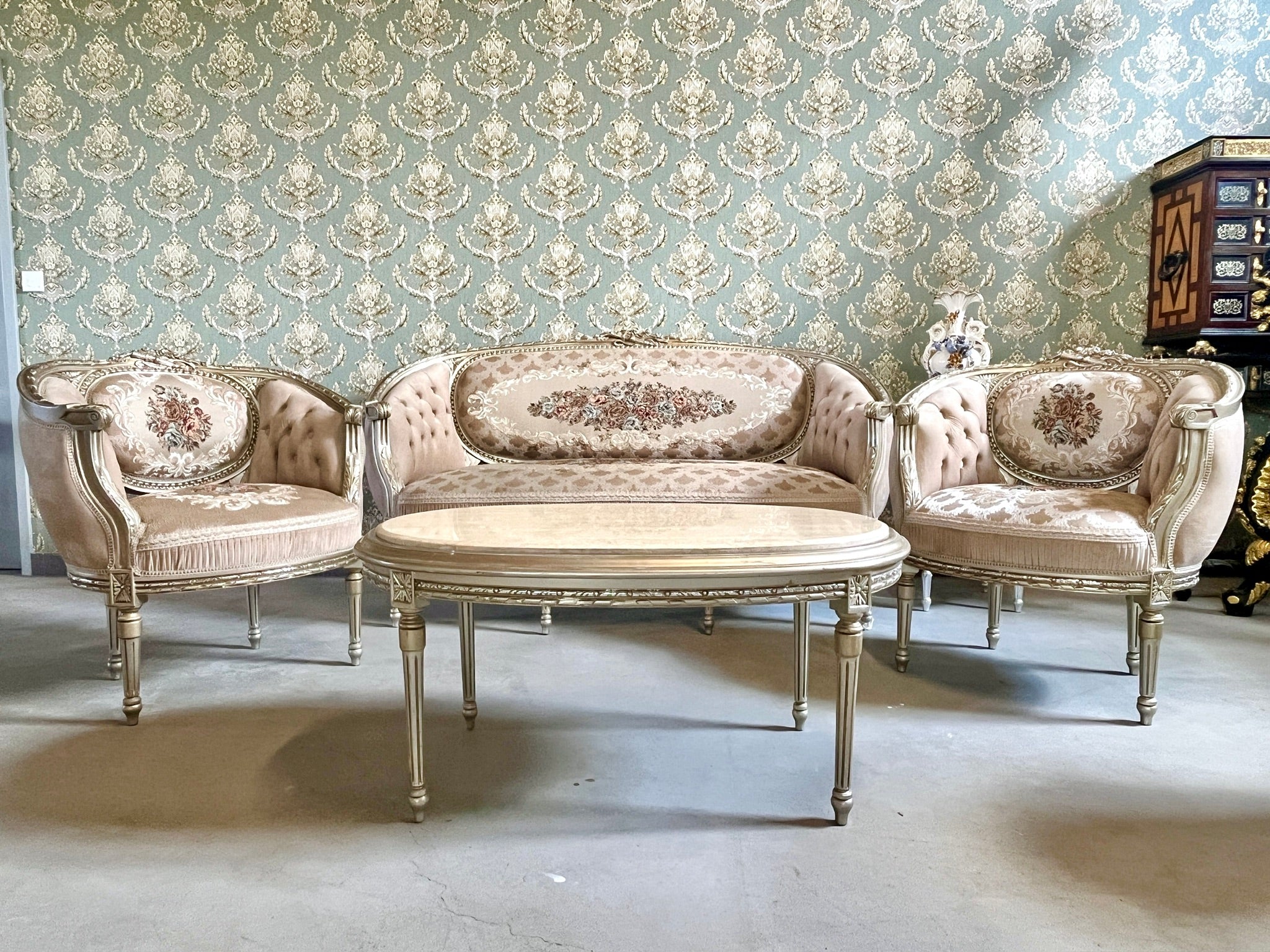 Chic Baroque Sofa Set French Baroque Couch Set Marble Coffee Table Luxury Living Room