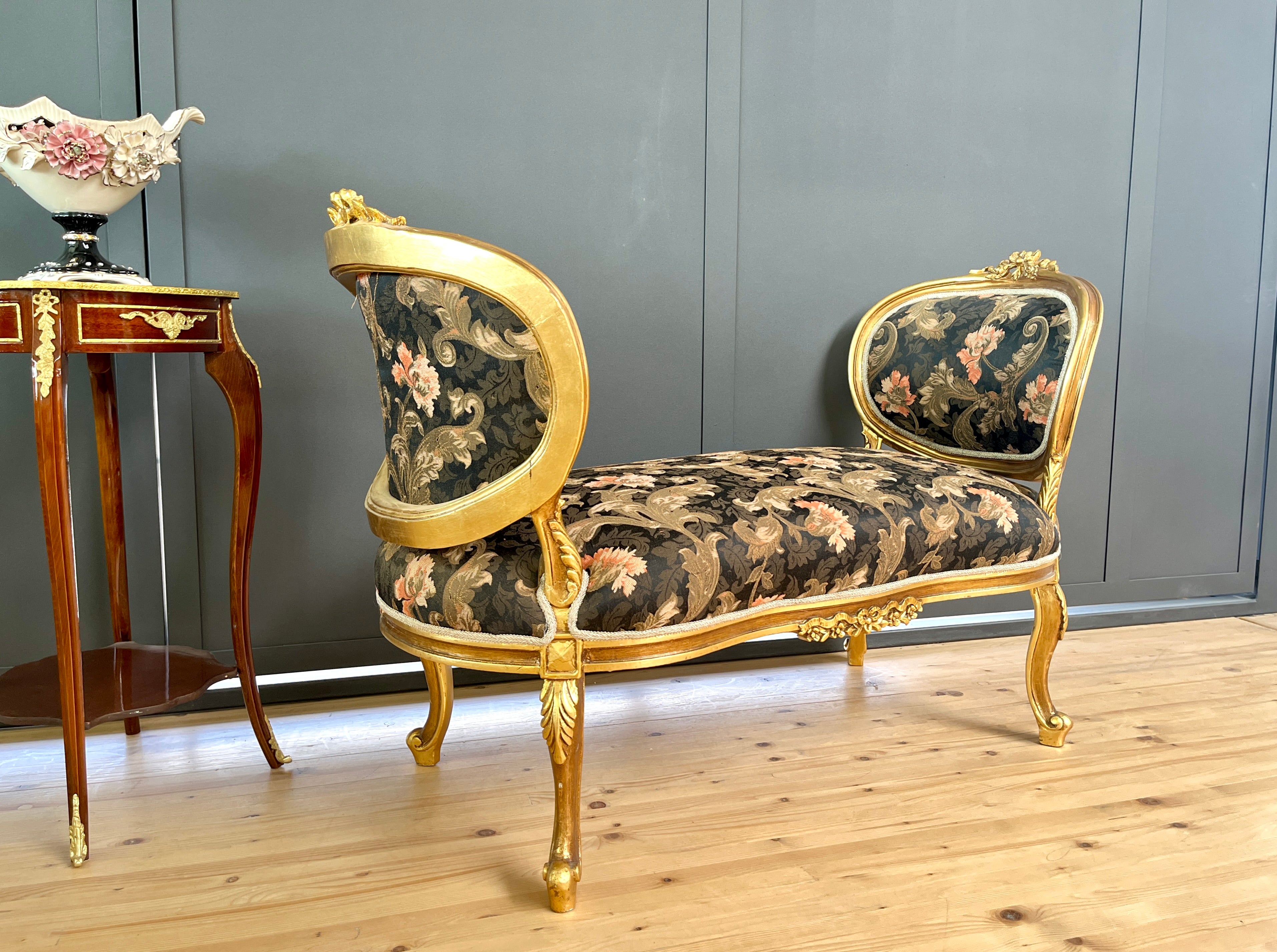 Chic French Chaise Longue Black Floral Baroque Settee Luxury Home Design Furniture
