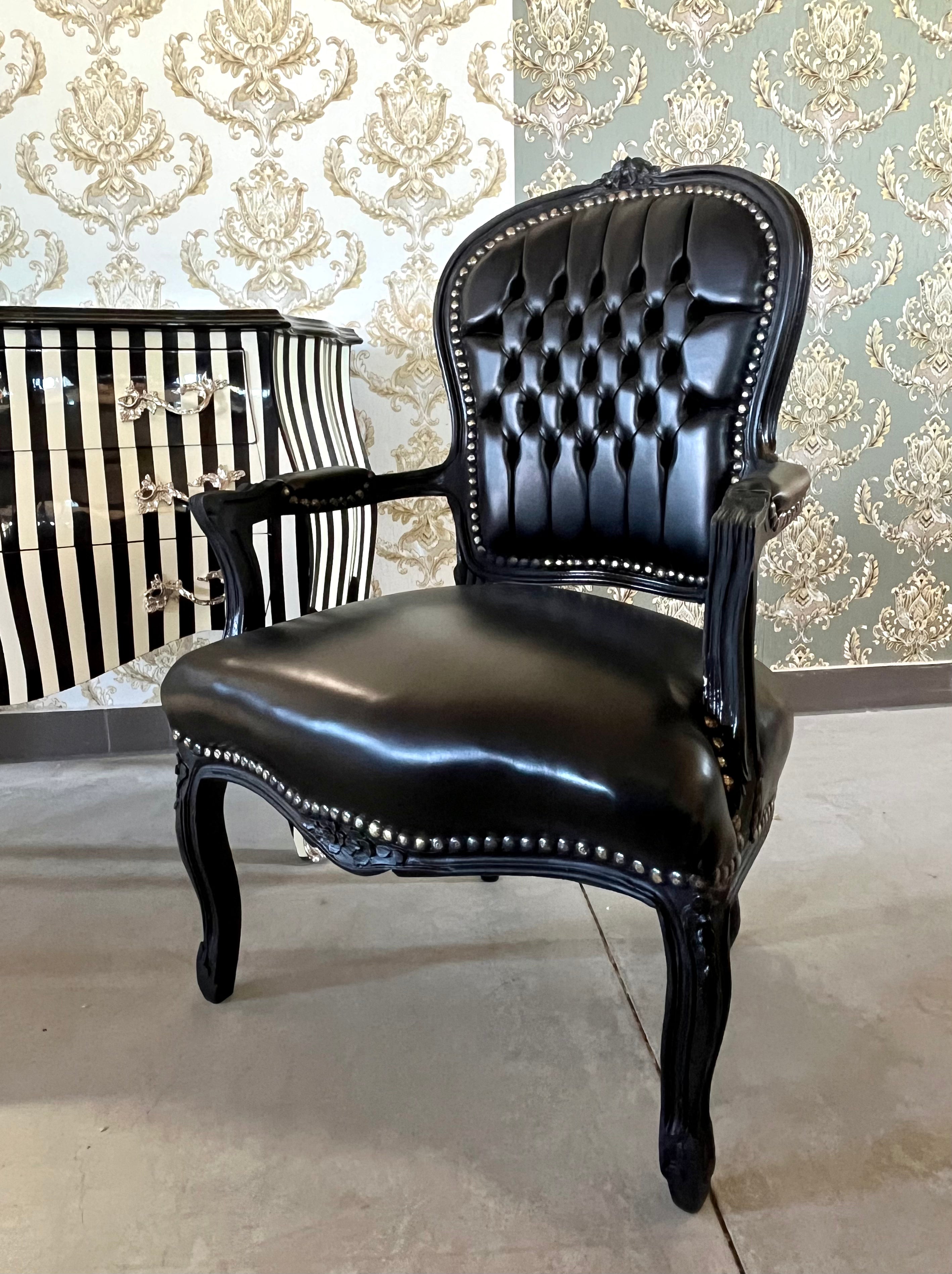 Retro French Accent Chair Silver Gilded Grey Velvet Baroque Lounge Room Black Armchair