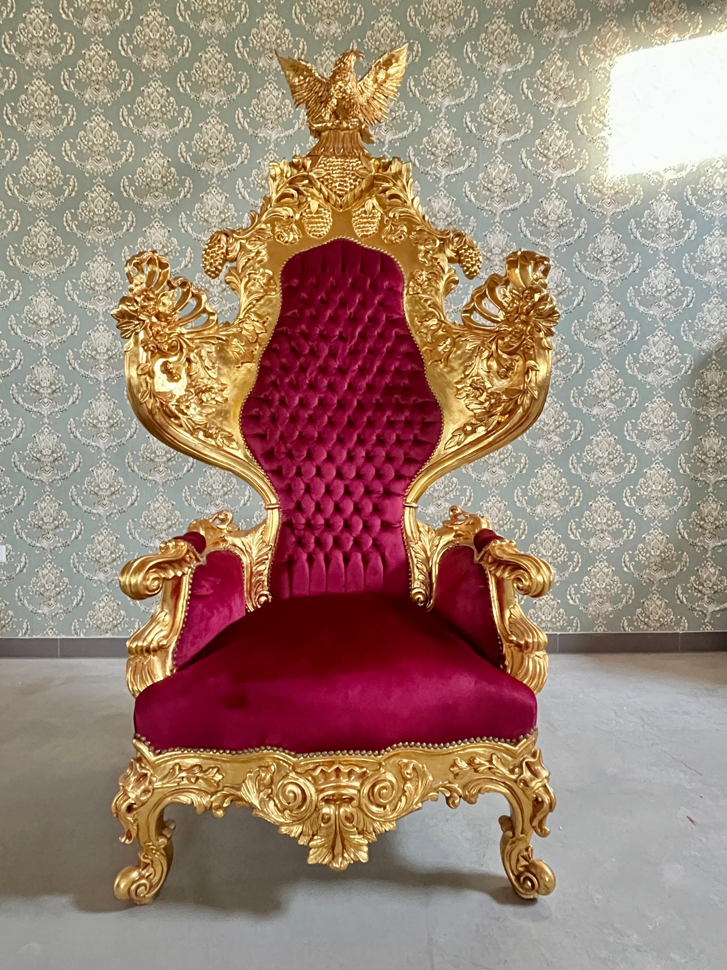 Royal Throne Chair Red Velvet Gold Eagle Crown Kings Chair Luxury Baroque Decor