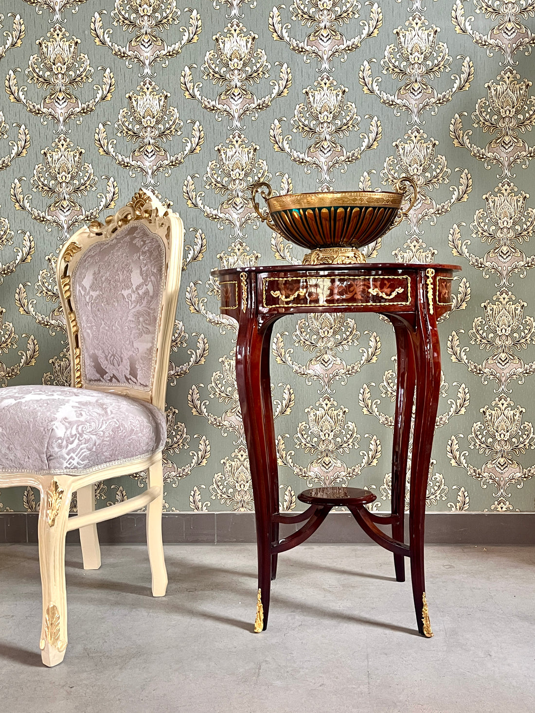 Nostalgic Baroque Style Endi Table Italian Antique Style Handcrafted Side Table - CasAmin Möbel