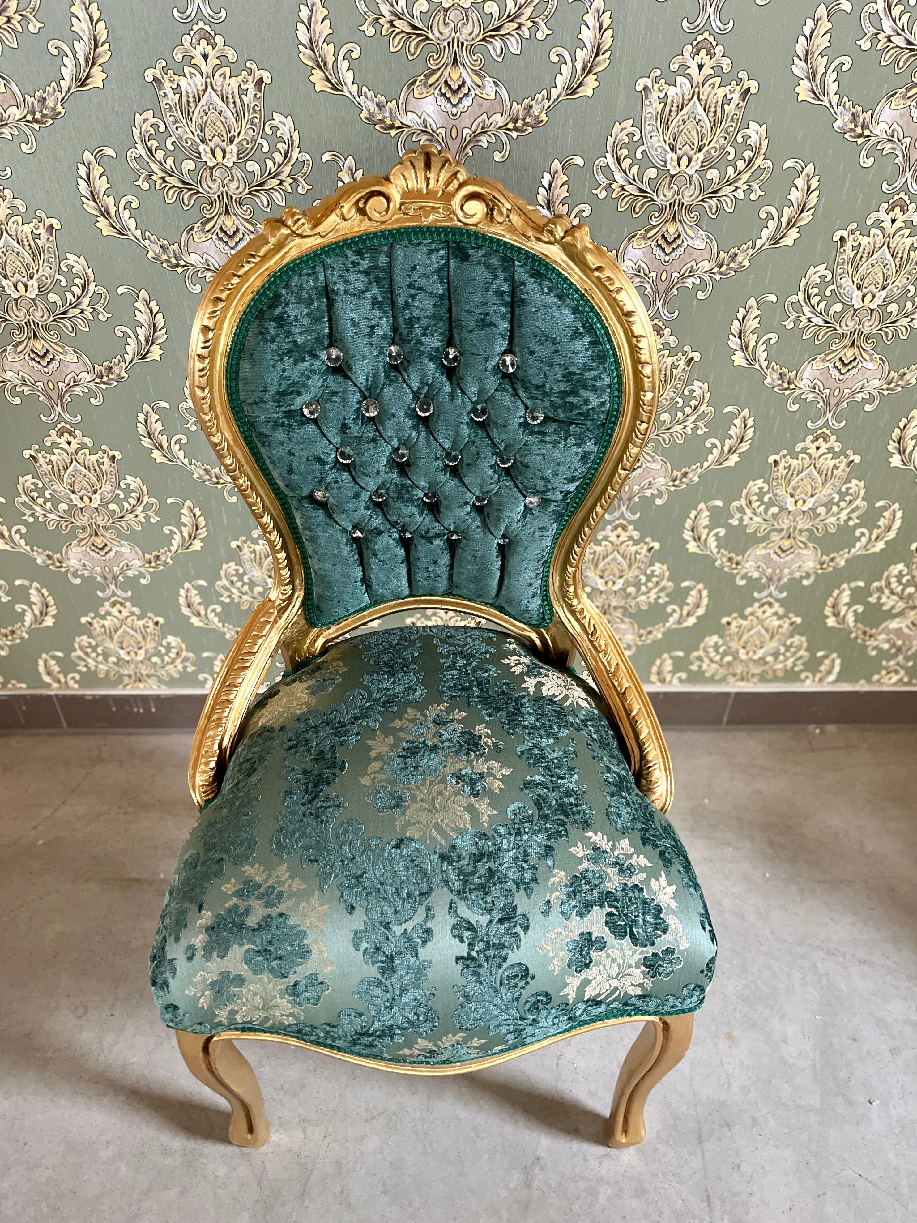 Baroque Accent Chair Turquoise Green Velvet Dining Chair French Style in Red Velvet