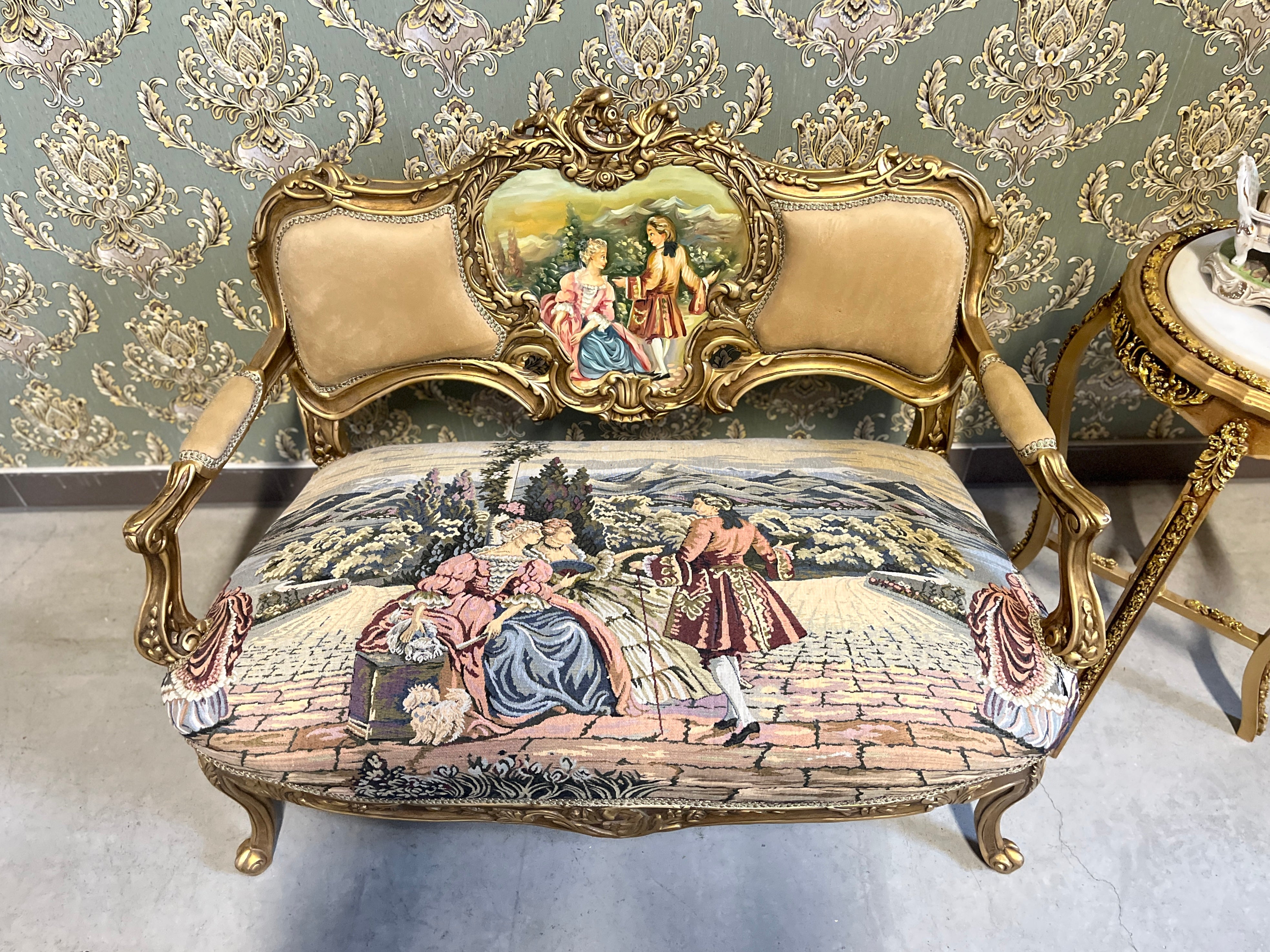 Divanetto a 2 posti in velluto beige, stile barocco, con motivo paesaggistico di palazzo