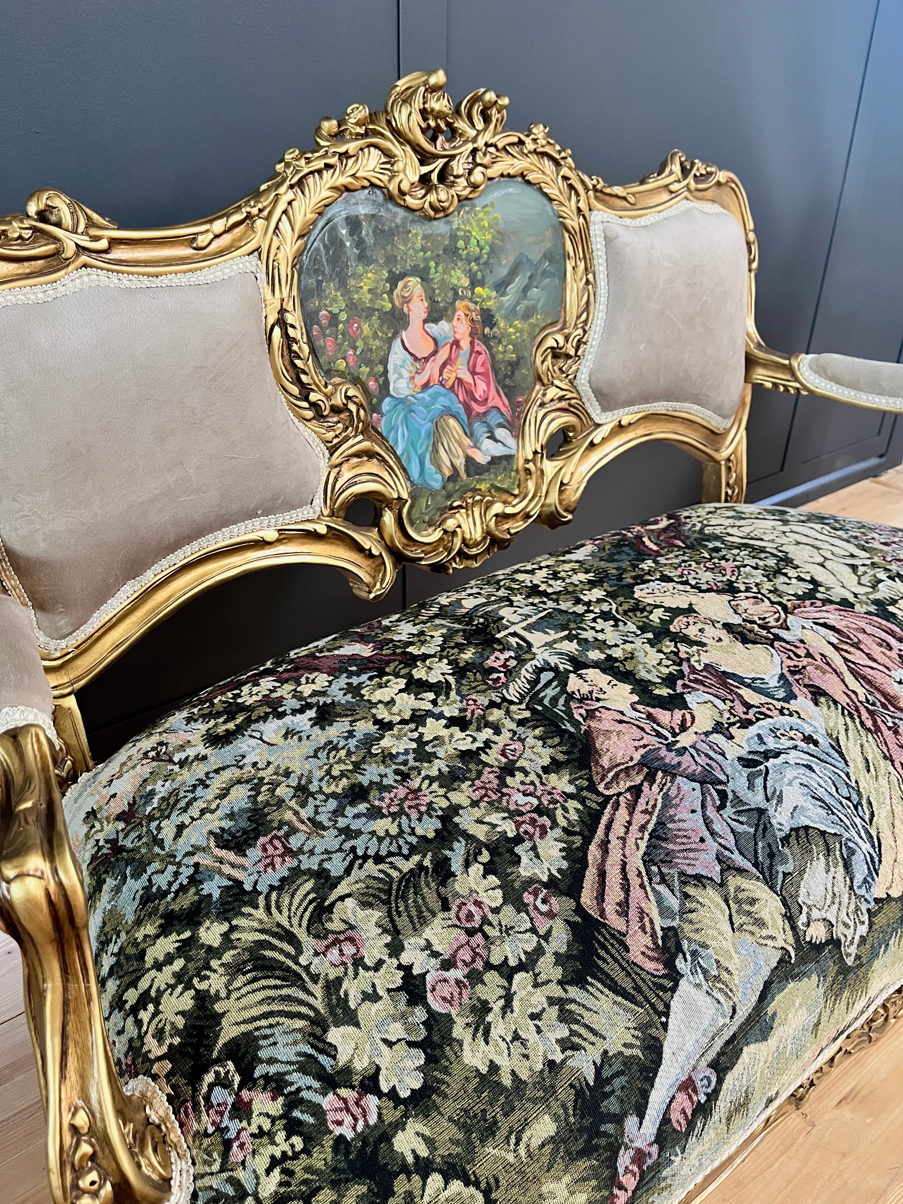 Divanetto a 2 posti in velluto beige, stile barocco, con motivo paesaggistico di palazzo