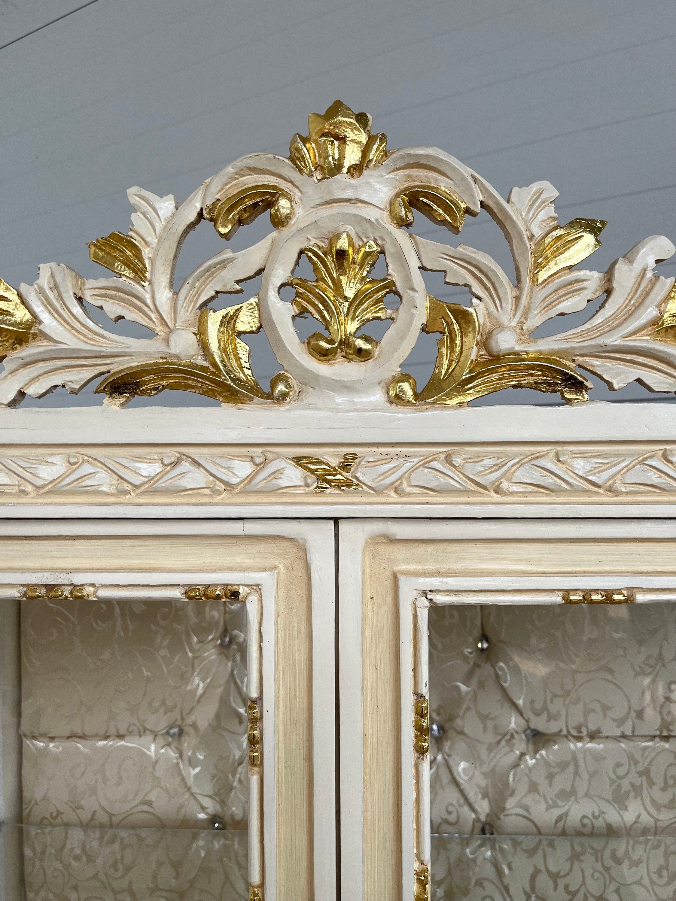 Display Cabinet Wooden French Louis Style Showcase Antique Baroque Style Reproduction Beige Color