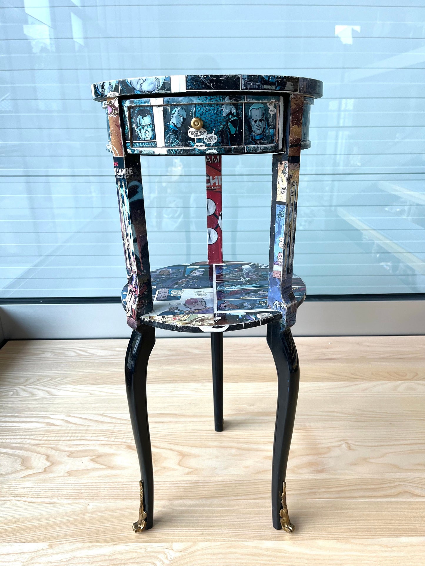 Side Table Kid’s Table Niche Small Round Table in POP Cartoon Printed Top Multi Colors for Home Decor