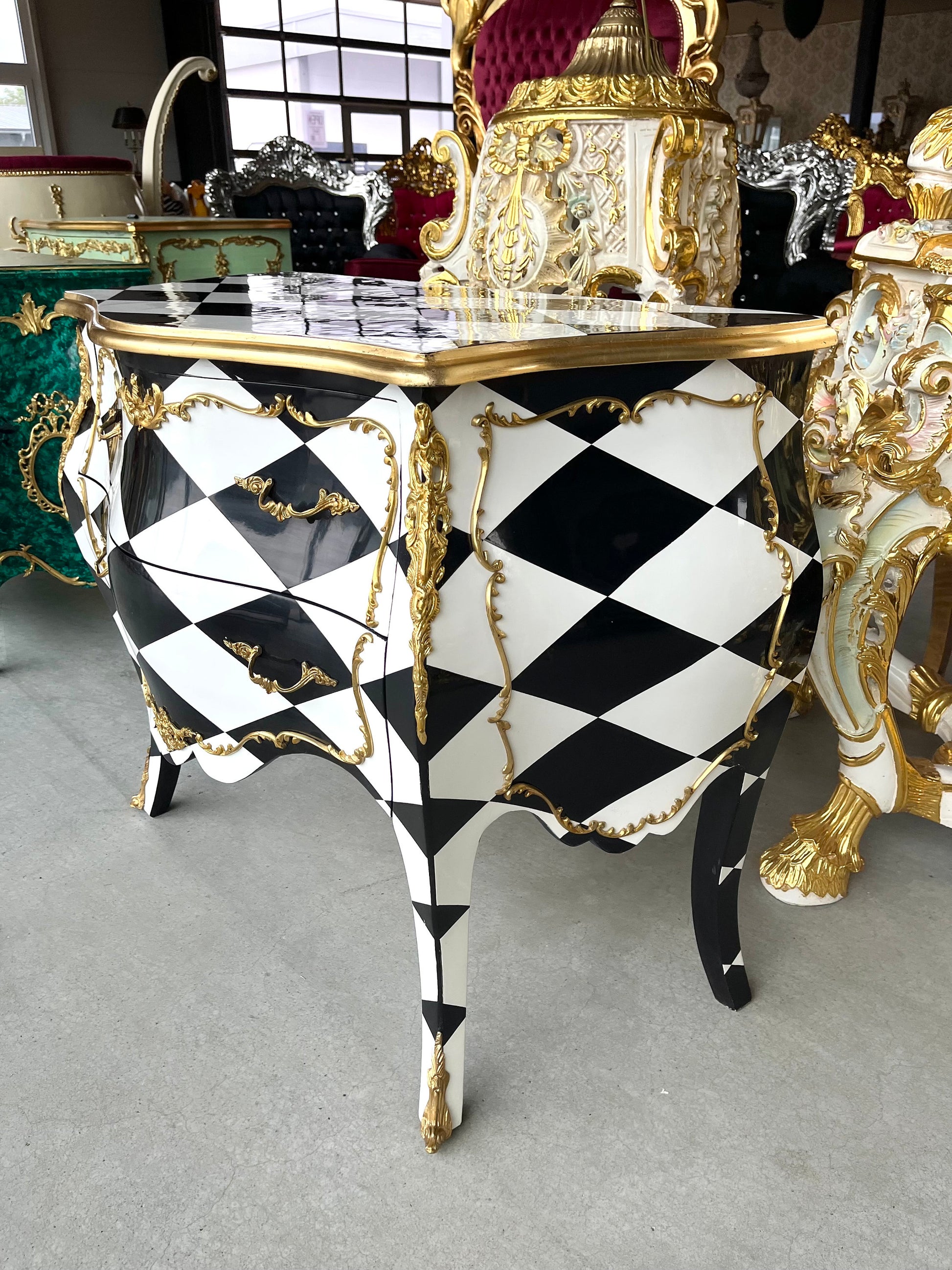Chest of Drawer Middle Size French Louis Style in Black Diamond Print Retro Baroque Style Cabinet Inlaid 3 Drawer With Bronze Ornaments