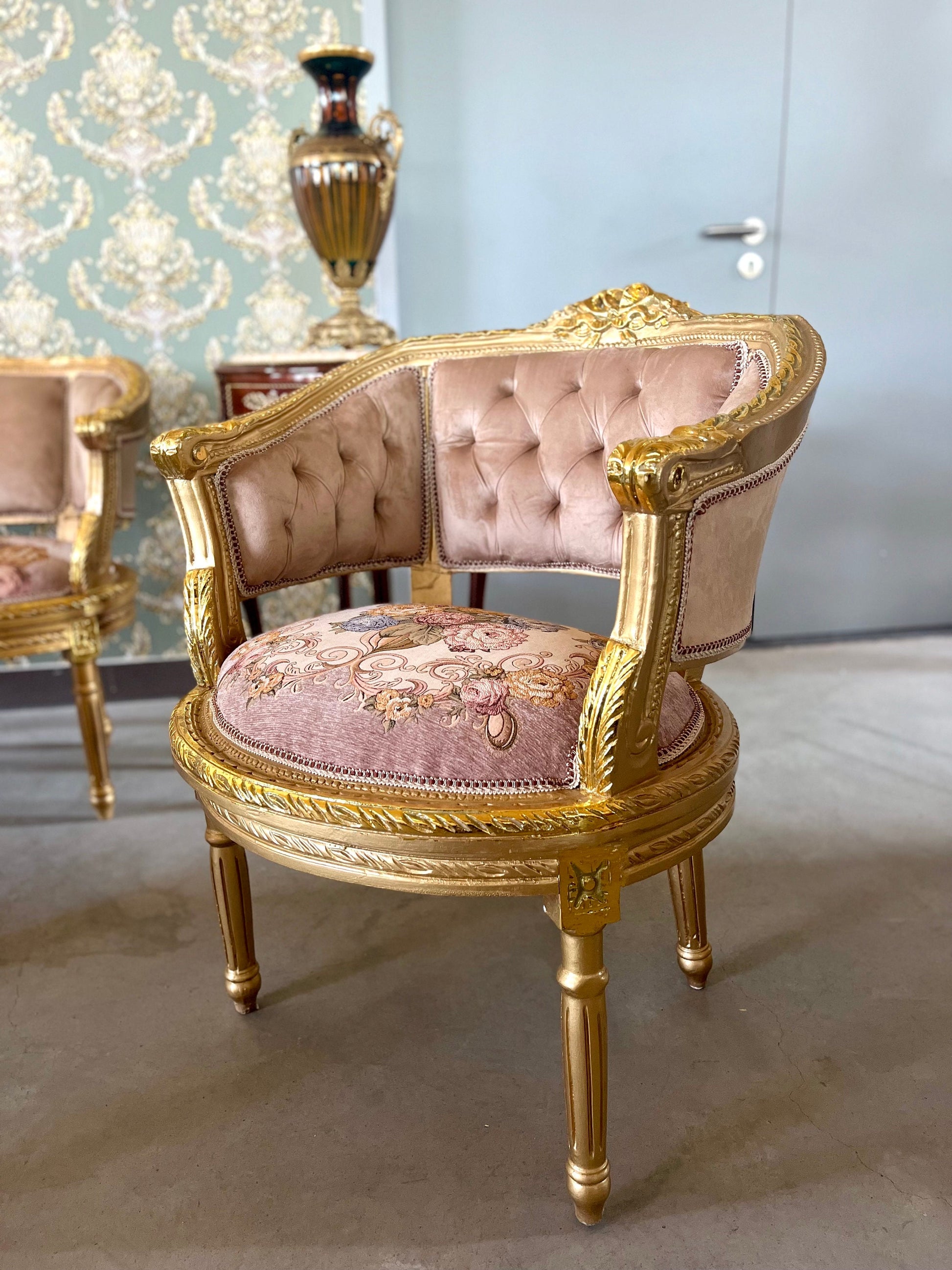 Sofa Set Baroque Style Lounge Sofa Cappuccino Color French Antique Style for Small Home