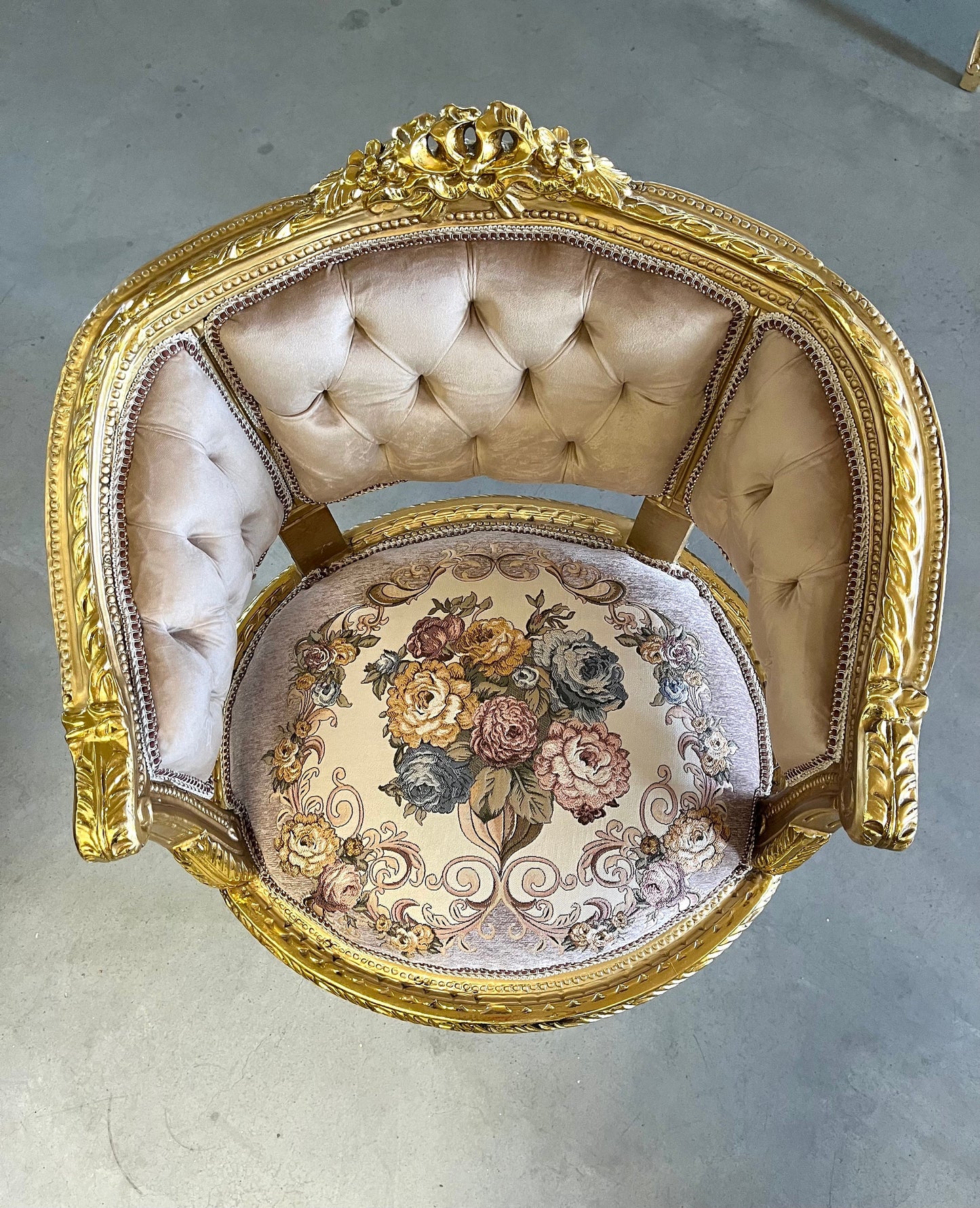 Sofa Set Baroque Style Lounge Sofa Cappuccino Color French Antique Style for Small Home