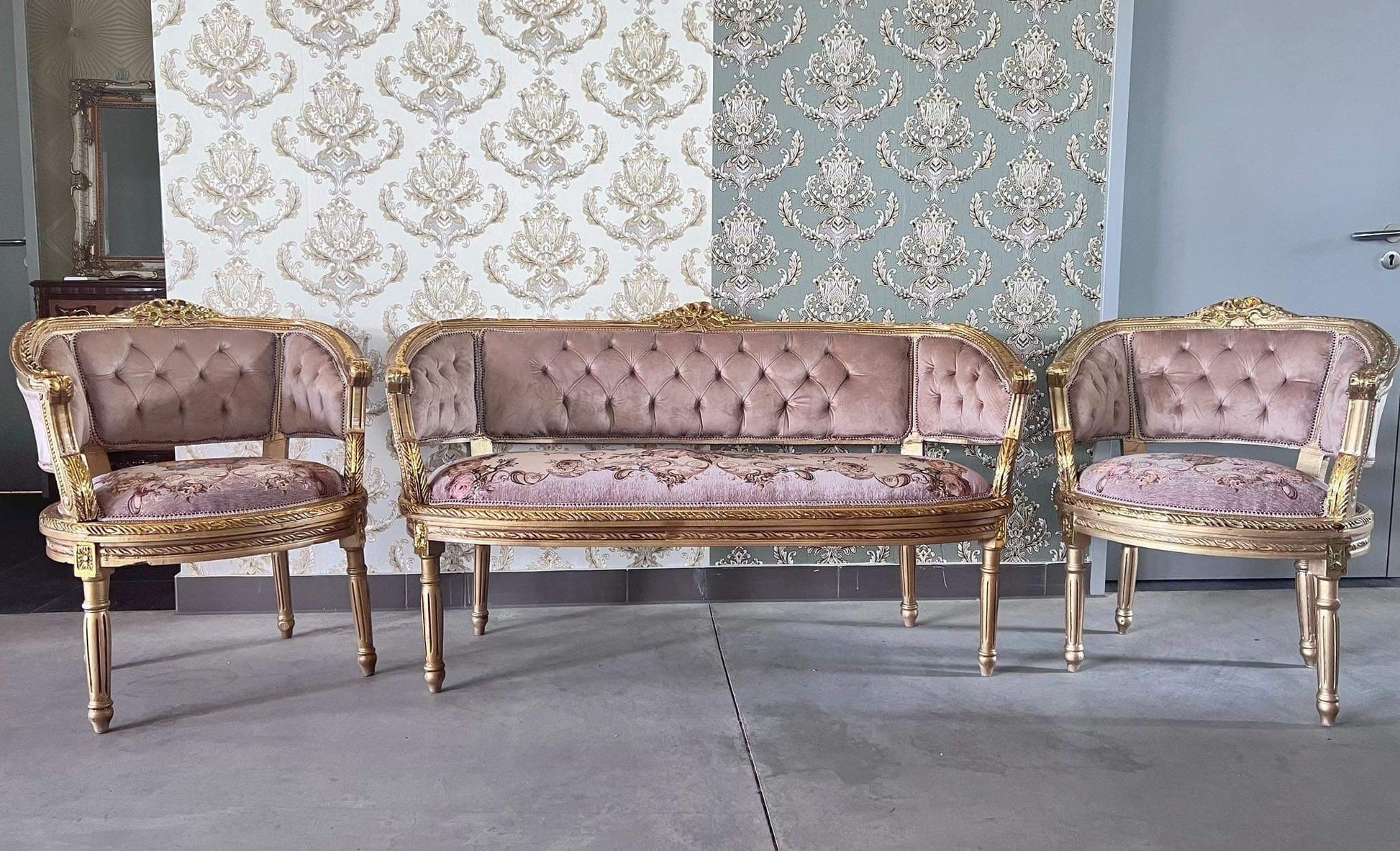 Sofa Set Baroque Style Lounge Sofa Cappuccino Color French Antique Style for Small Home