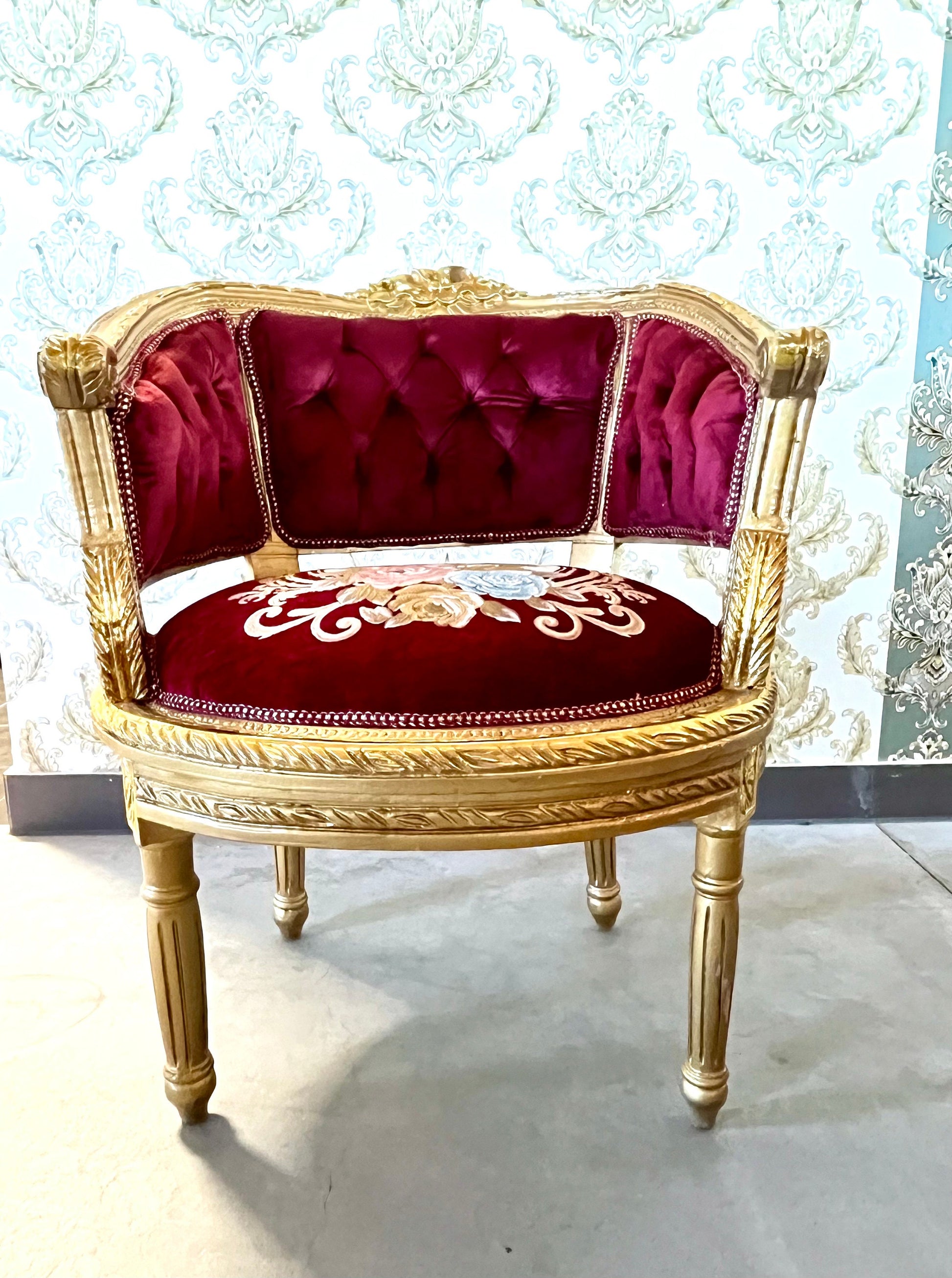 Antique Style Sofa Set Red French Baroque Style Sofa Set in Bordeaux Color French Style Sofa for Lounge Room