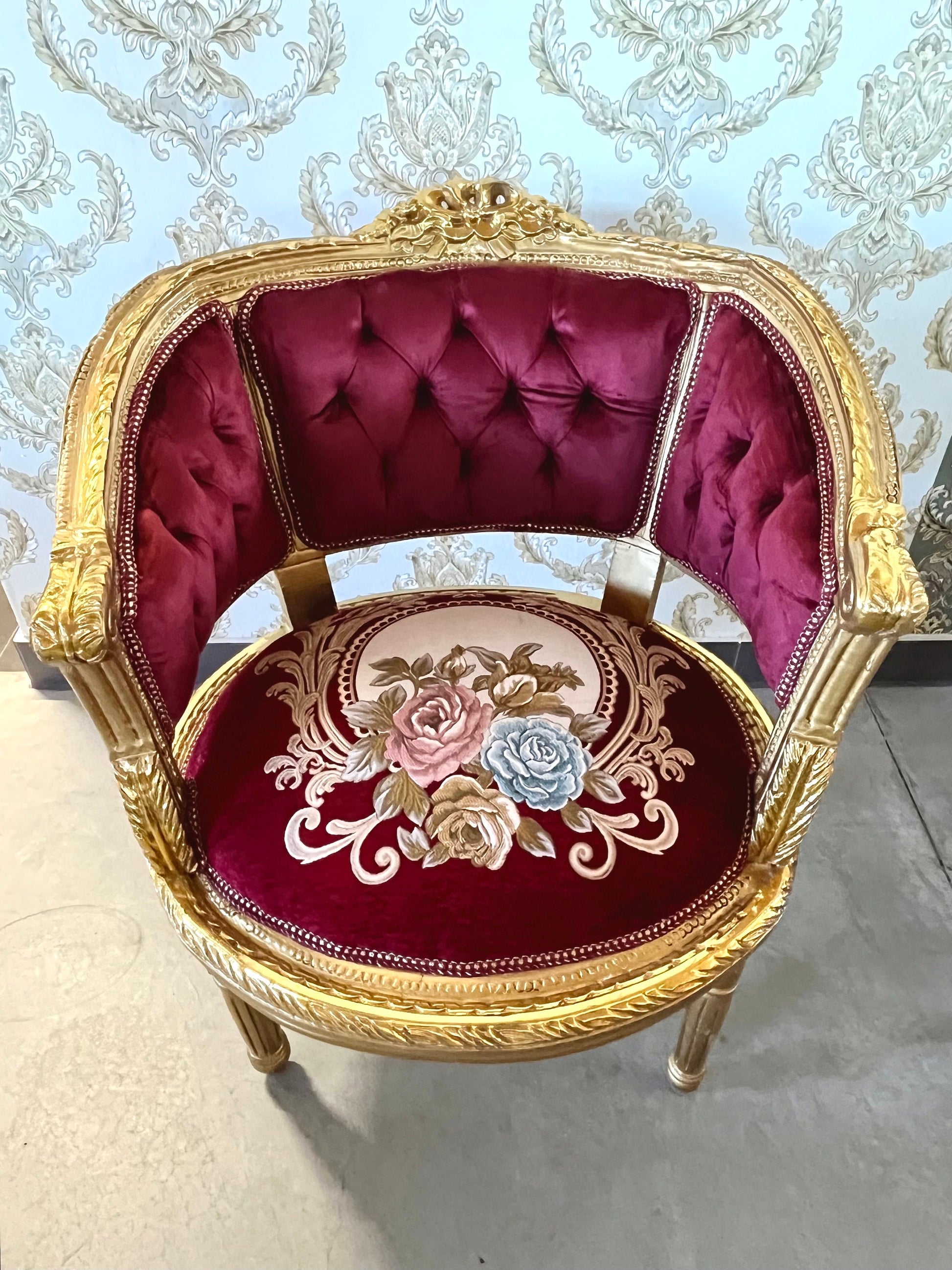 Antique Style Sofa Set Red French Baroque Style Sofa Set in Bordeaux Color French Style Sofa for Lounge Room