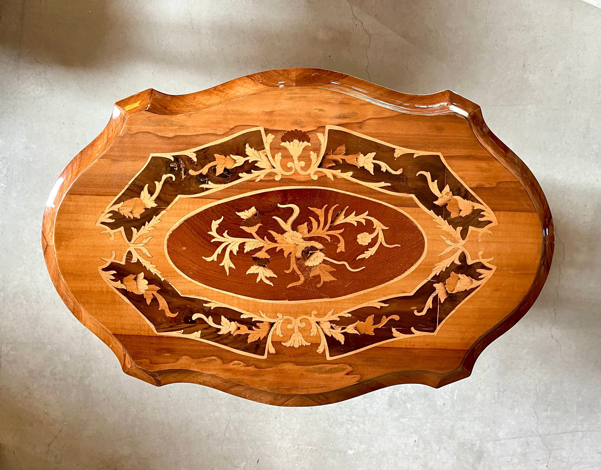 Side Table French Antique Style Wooden Brown Coffee Table Retro Baroque Style Side Table for Home Decor