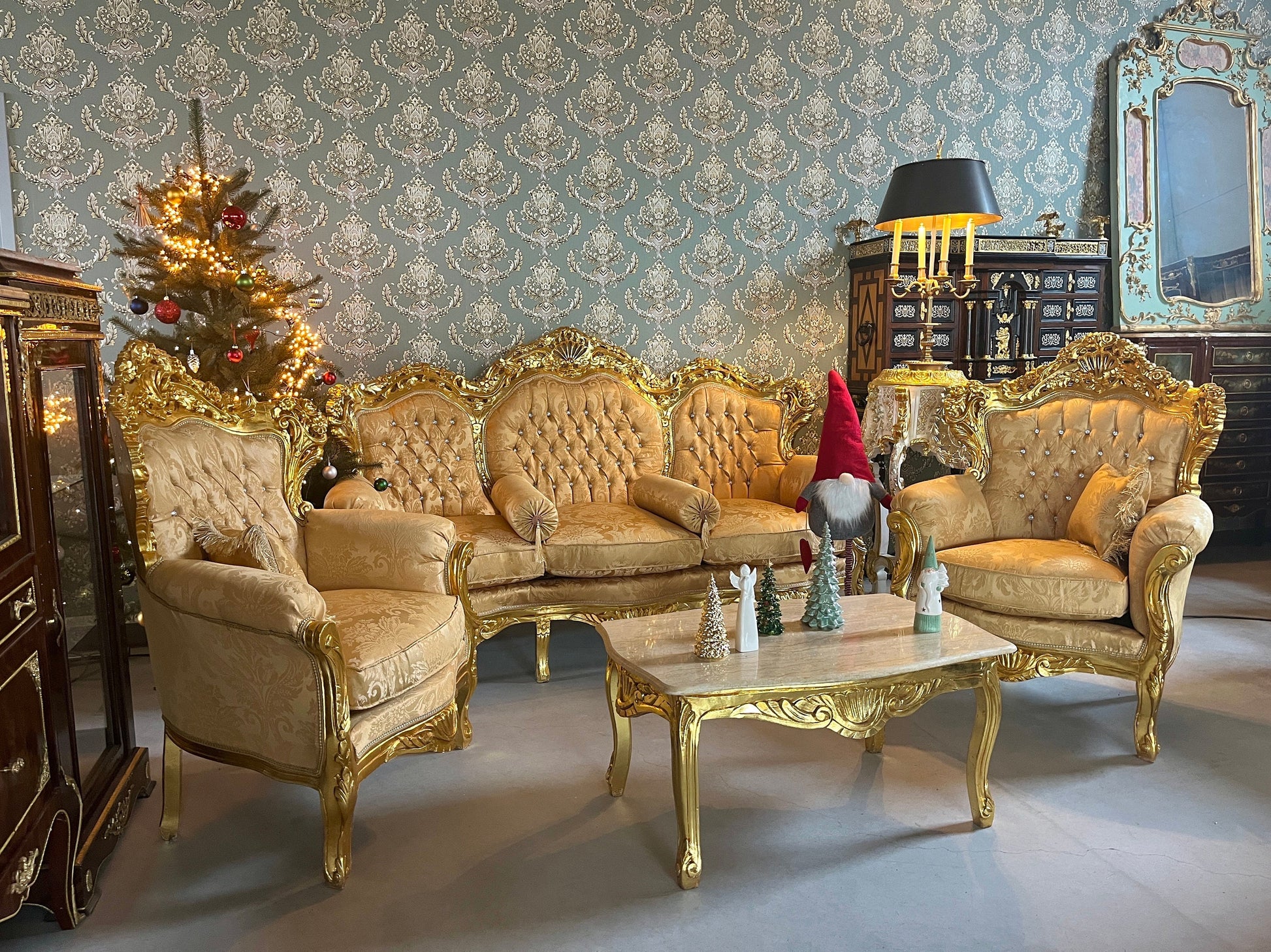 Sofa Set French Louis Style in Gold Finish Retro Baroque Rococo Style Couch Set For Holiday Sparkling Home Decor Gift for Hotel Lobby Decor