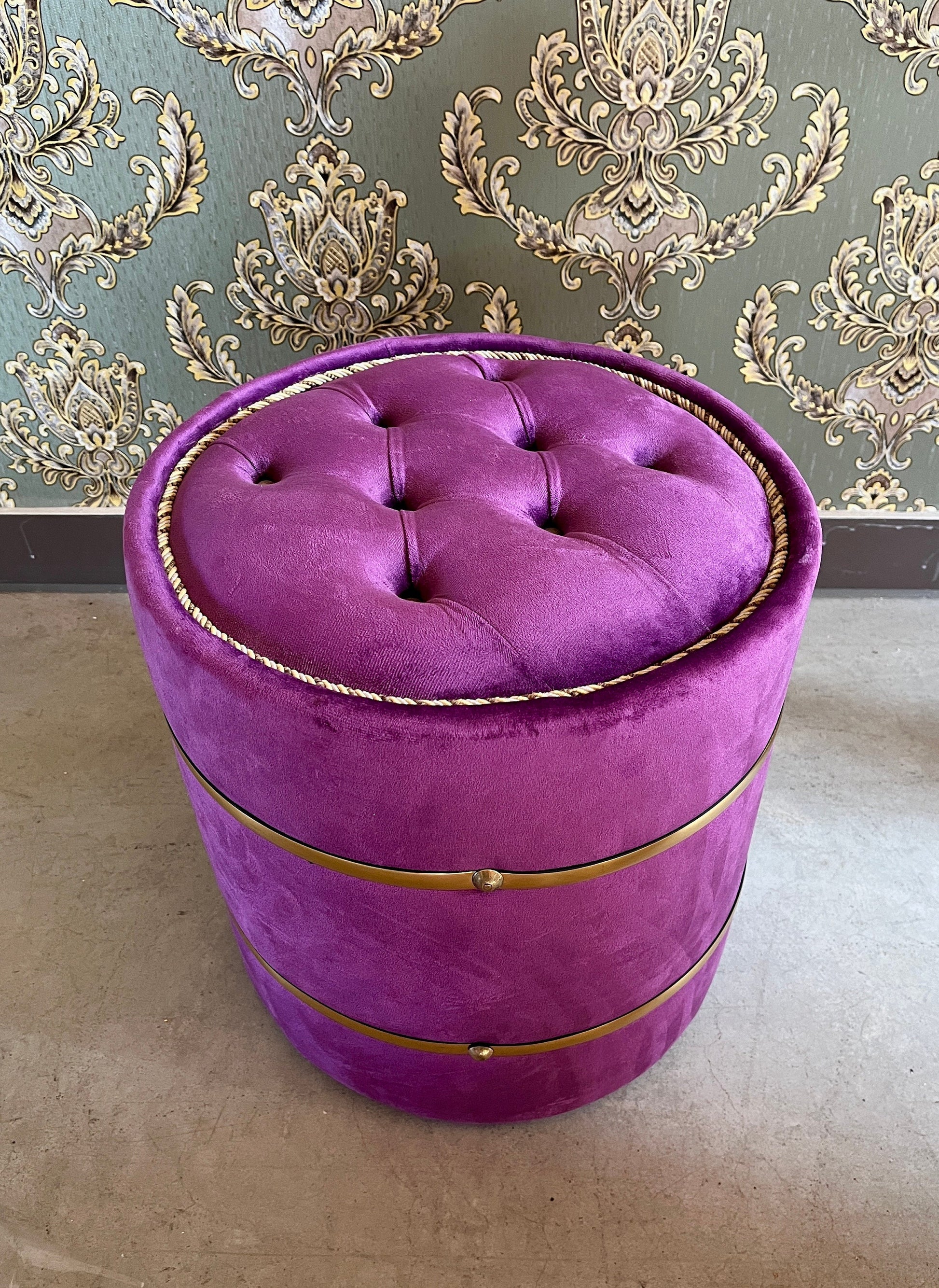 Ottoman Colorful Baroque Style Stool Nostalgic French Handmade Style Ottoman for Home Decor in Rich Velvet Purple Blue Red Beige