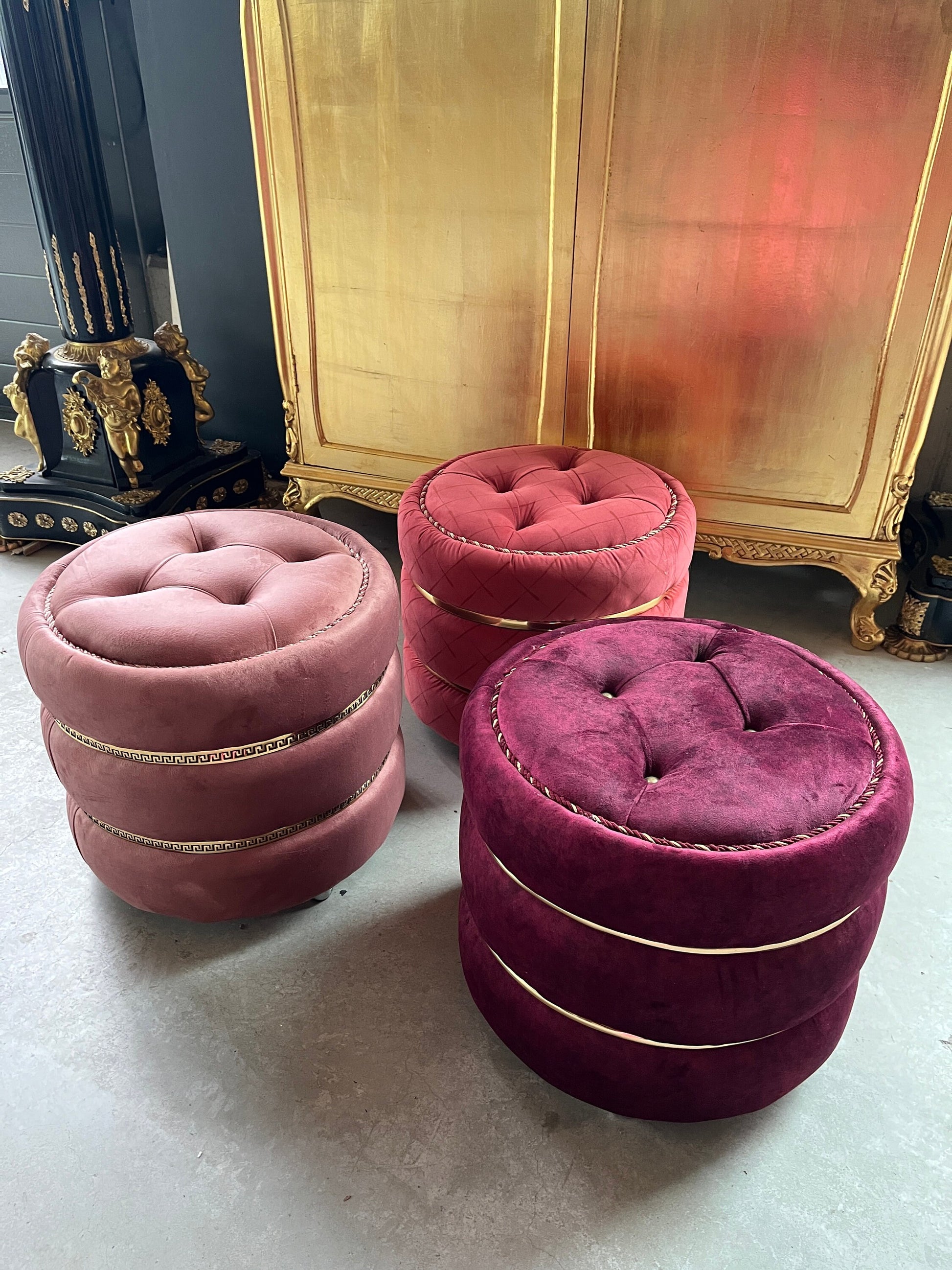 Pouf Nostalgic French Marcaron Shape Ottoman Cute Handmade Stool for Home Decor in Velvet Berry, Rosa ,Burgundy