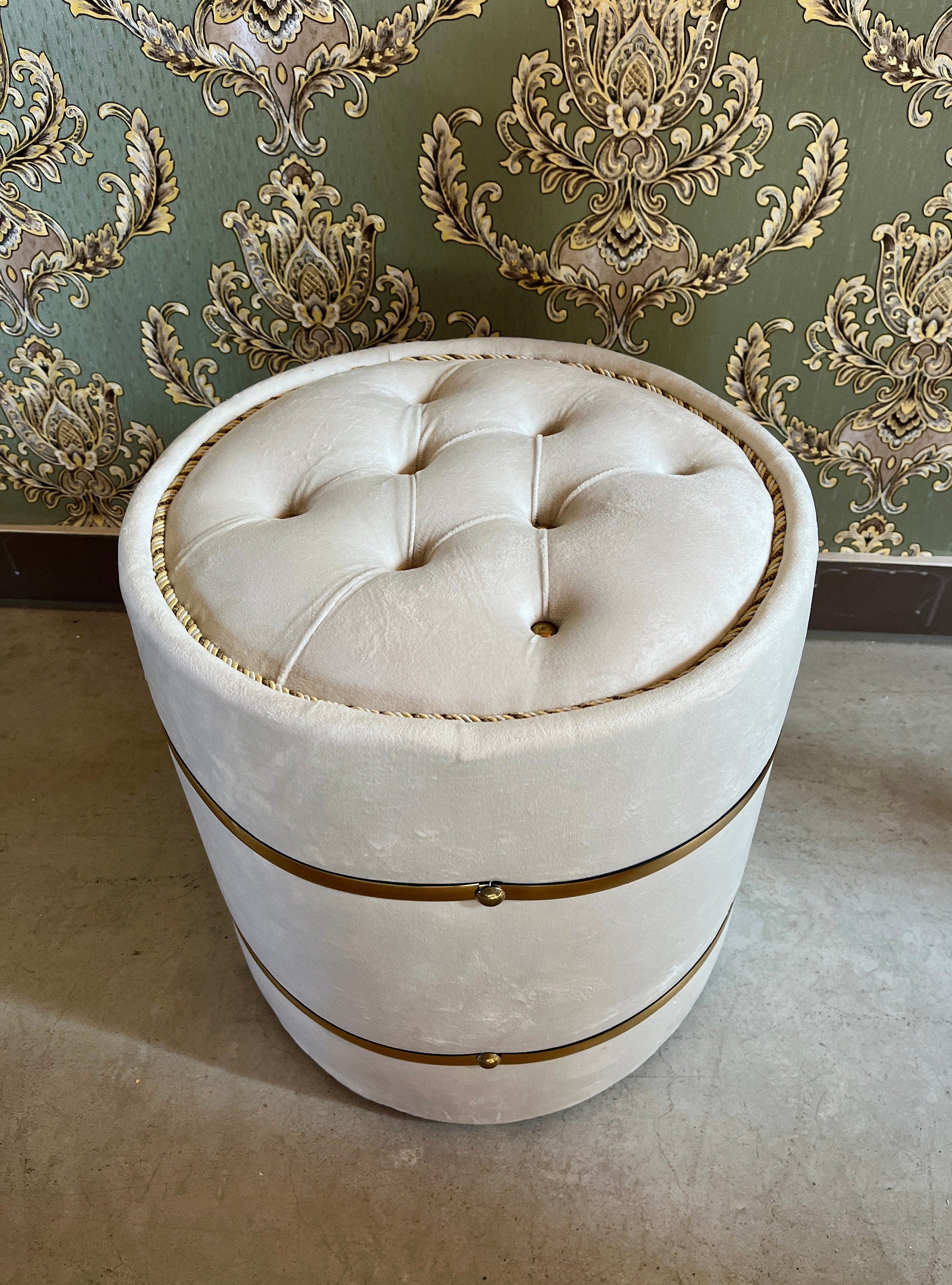 Ottoman Colorful Baroque Style Stool Nostalgic French Handmade Style Ottoman for Home Decor in Rich Velvet Purple Blue Red Beige