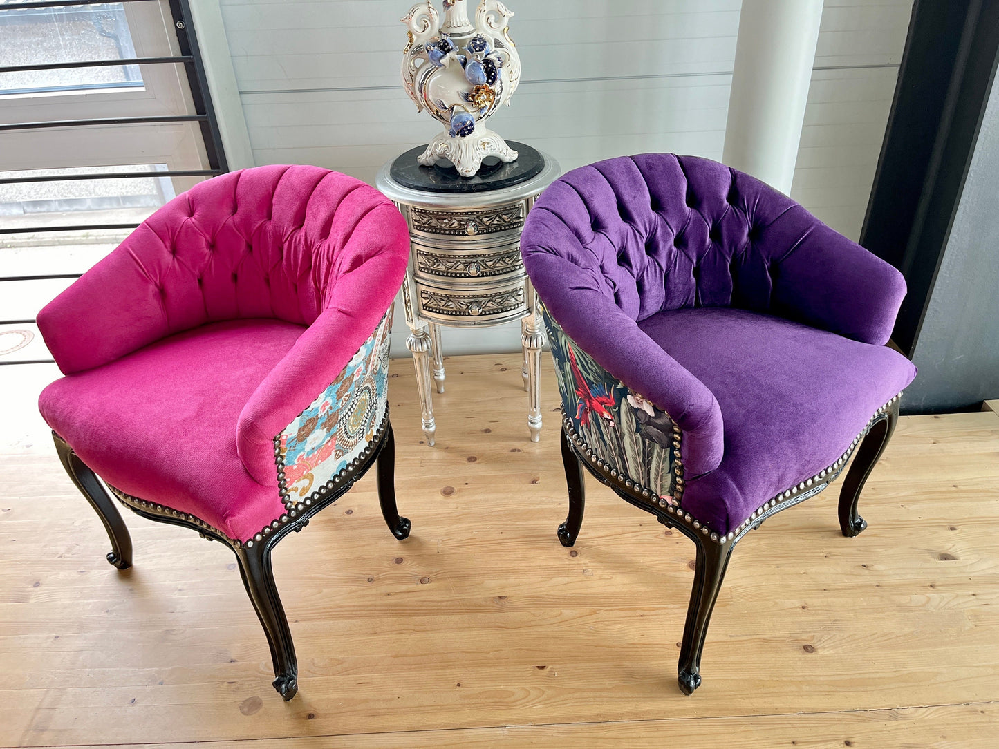 Cocktail Chair Tufted Velvet French Baroque Rococo Style in Floral Jungle Print Bar Chair Tufted Velvet Fuchsia Velvet Purple for Party Deco