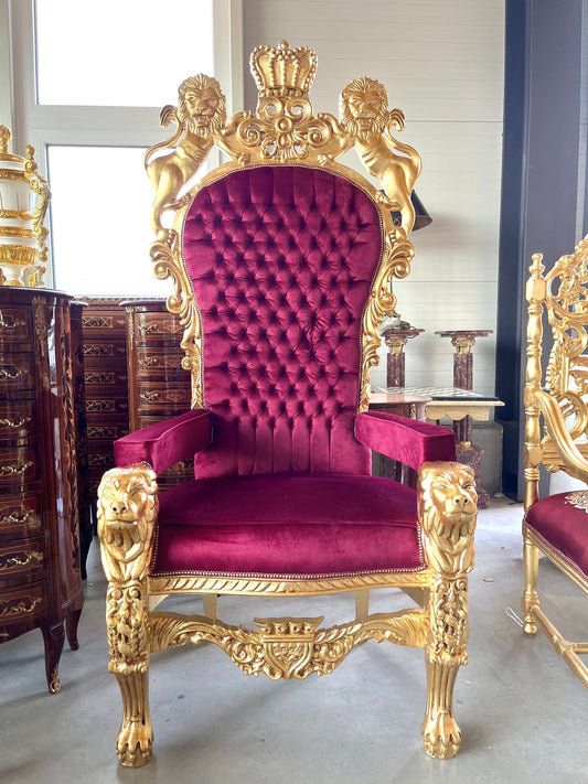 Huge Armchair Gold Crown Lion King Throne Velvet Red Retro Baroque Style Throne in Gold Finish for Commercial Dècor for Party Event